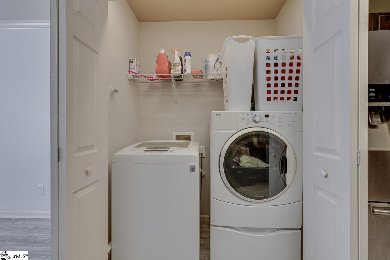 1122 E Lee Road, Taylors, SC, 29687