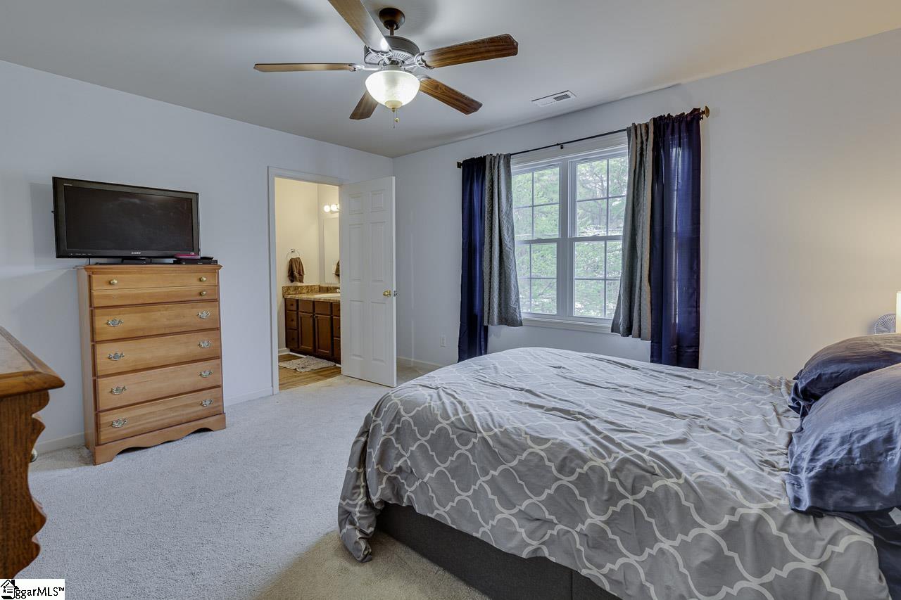 1122 E Lee Road, Taylors, SC, 29687