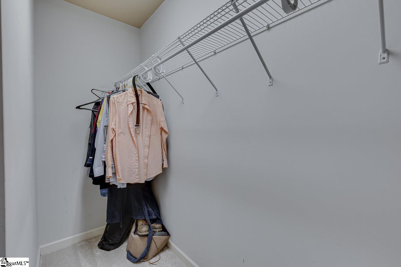 1122 E Lee Road, Taylors, SC, 29687