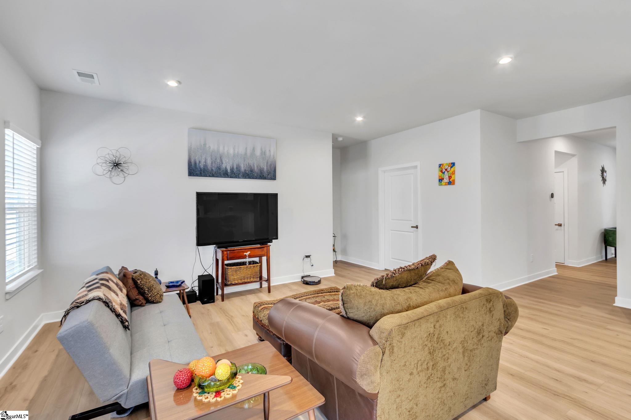 1040 Horse Whisper Run, Landrum, SC, 29356