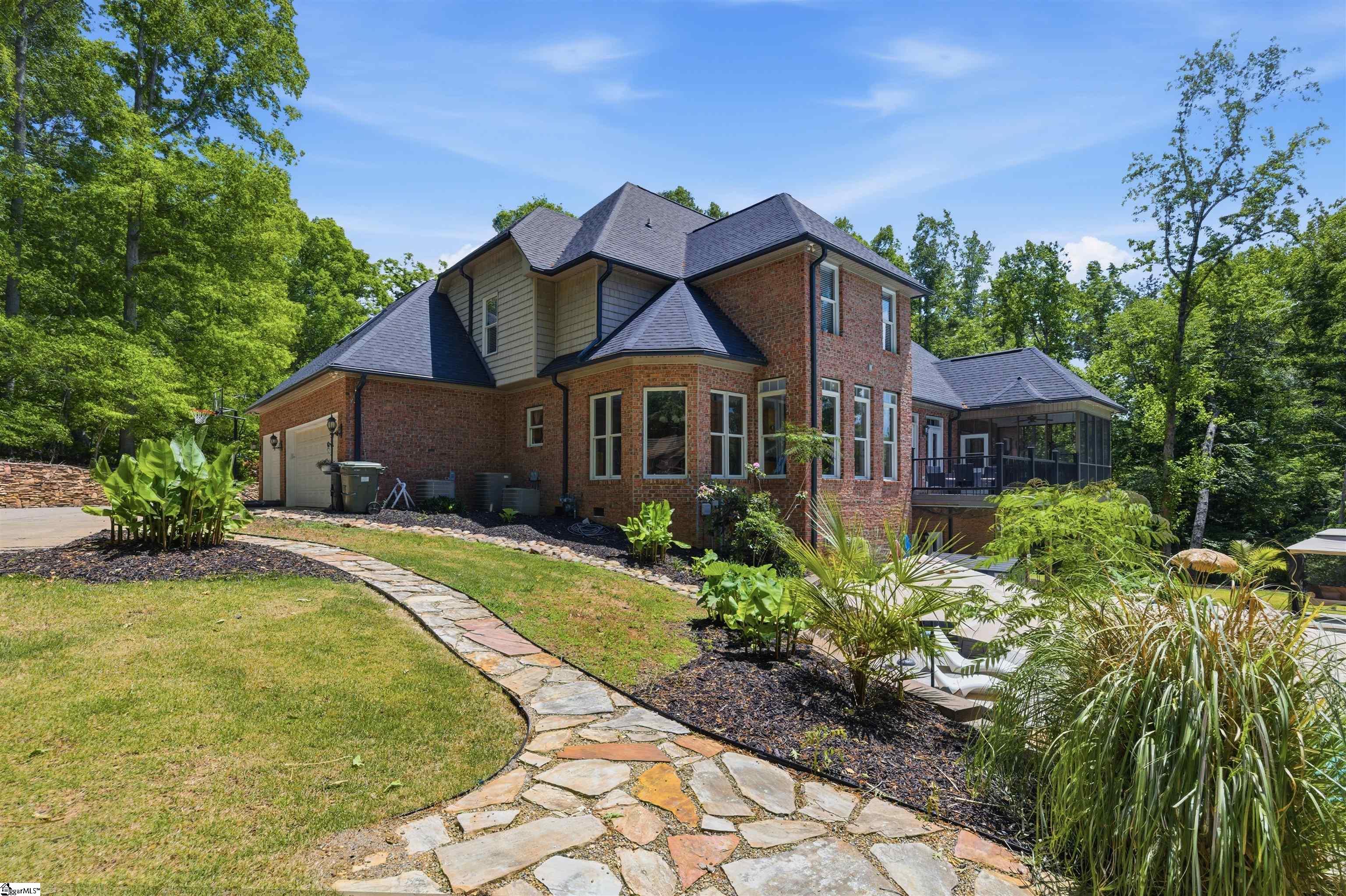 413 Glocher Court Moore, SC 29369