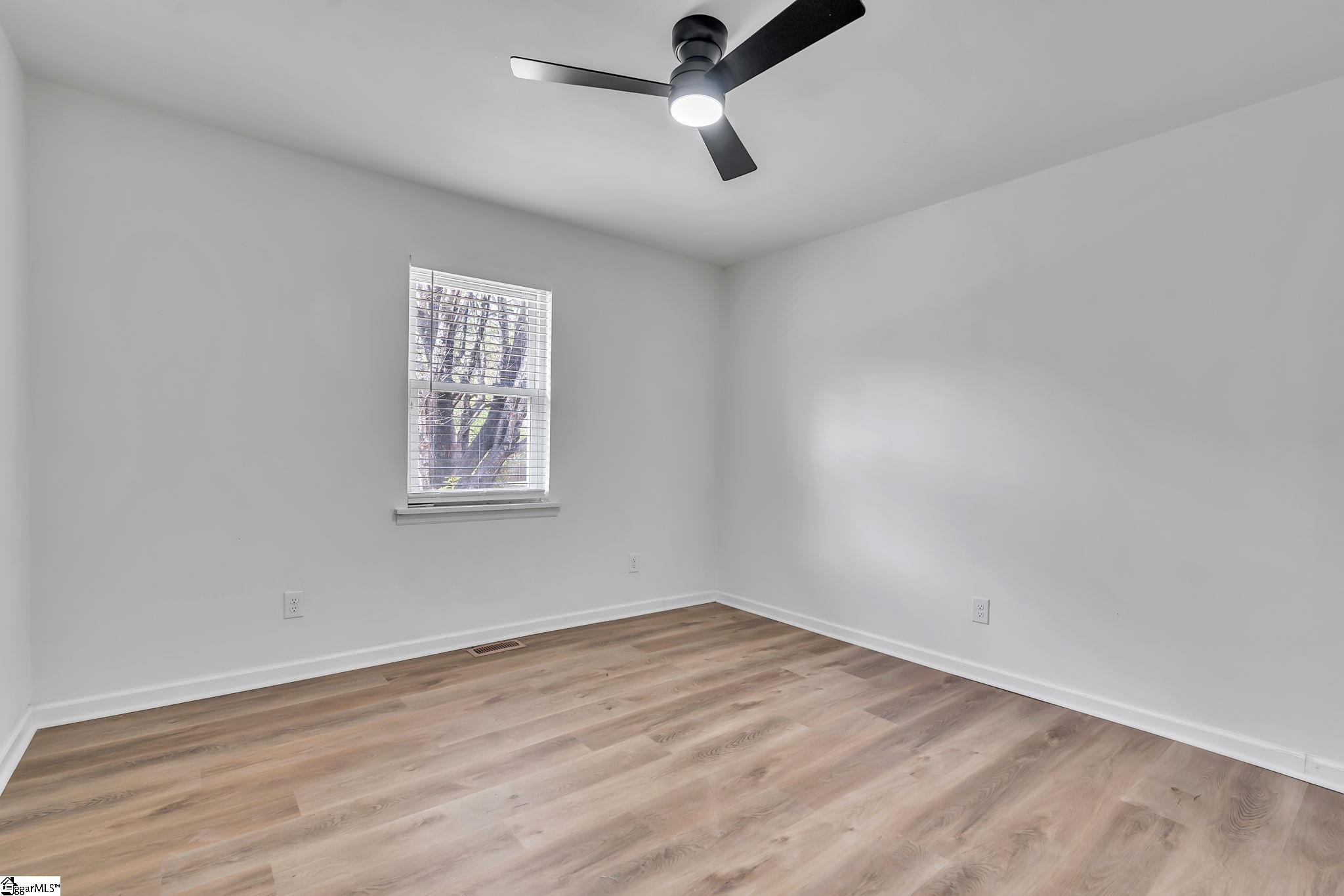 2 Easy Street, Taylors, SC, 29687