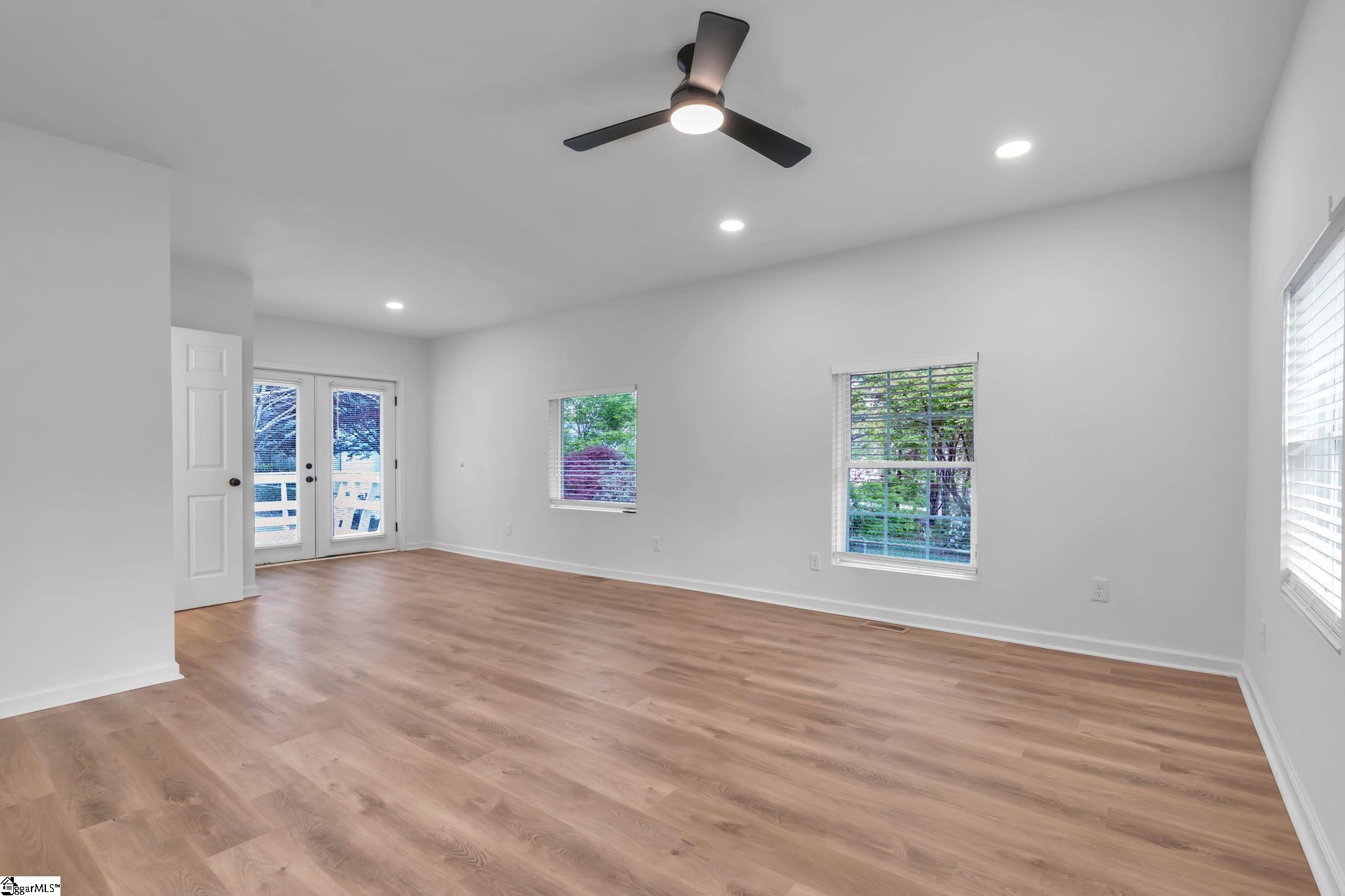 2 Easy Street, Taylors, SC, 29687