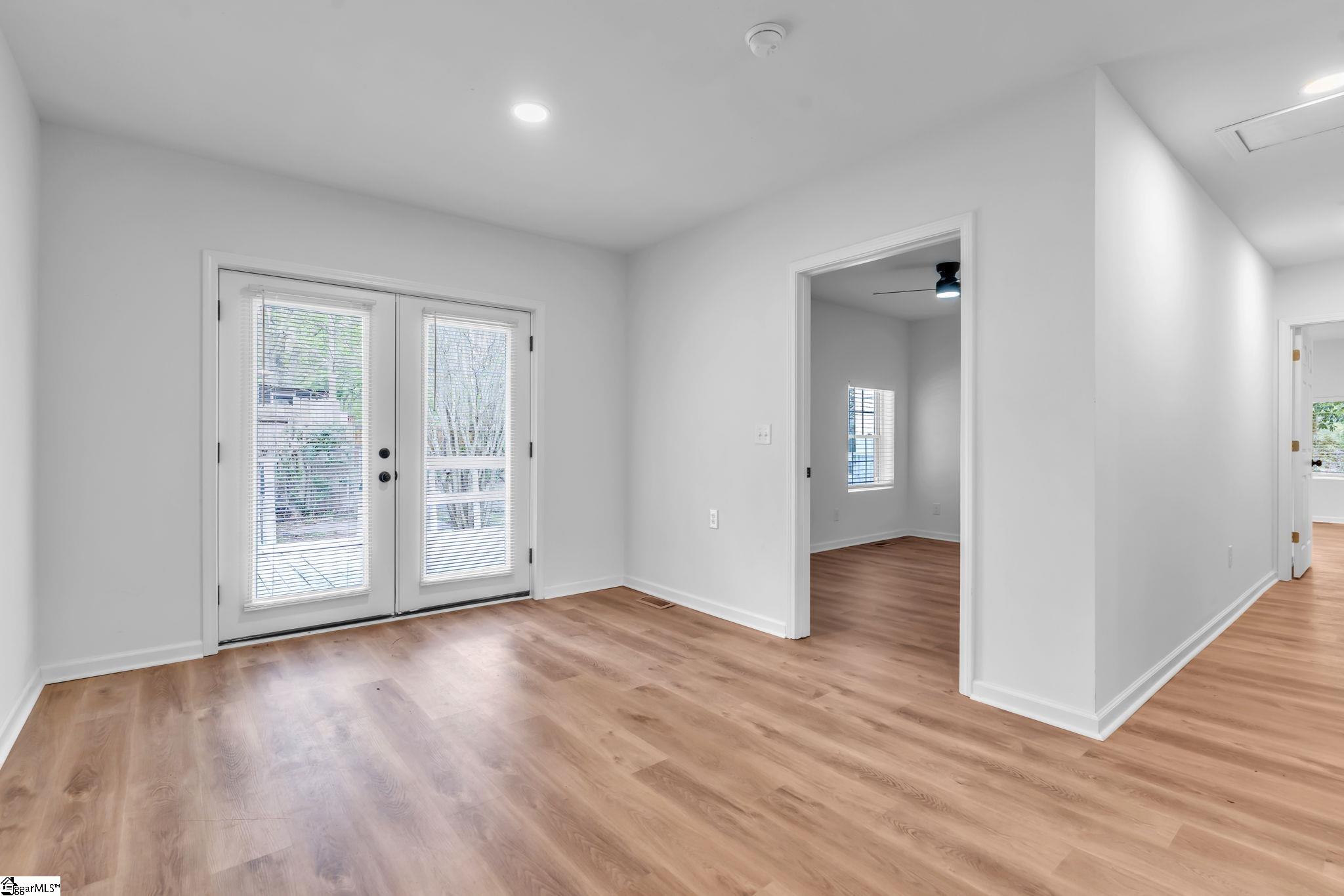 2 Easy Street, Taylors, SC, 29687