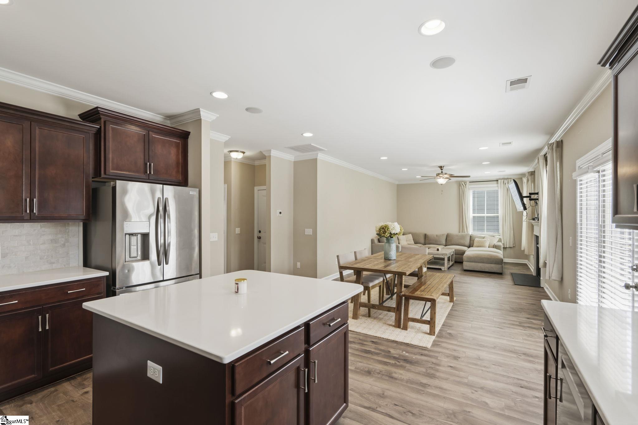 603 Creekside Bluff Court Simpsonville, SC 29681