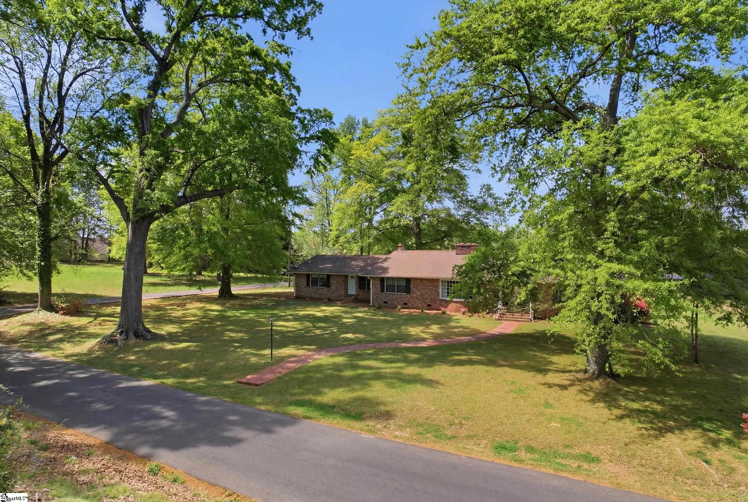 106 Ansel Drive Clinton, SC 29325