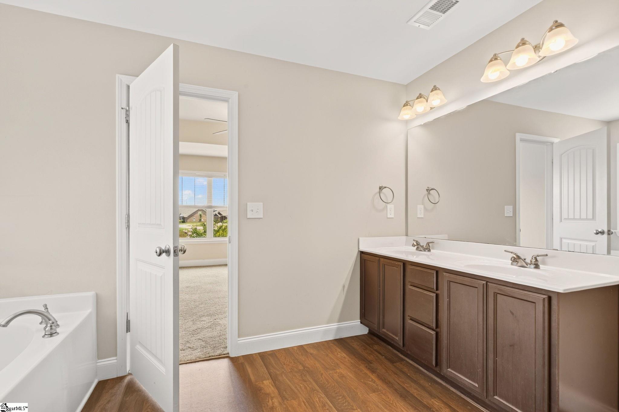 793 Silver Pines Lane Duncan, SC 29334