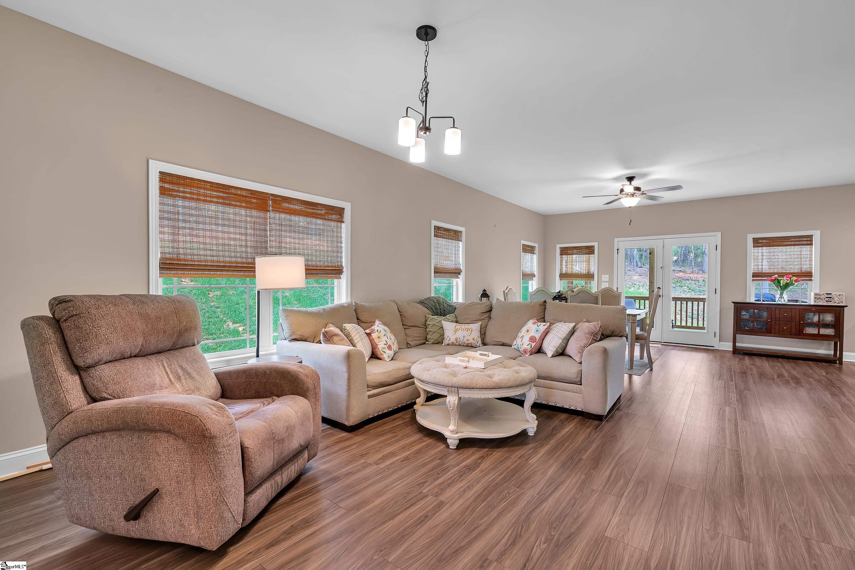 318 Dancing Water Drive Chesnee, SC 29323