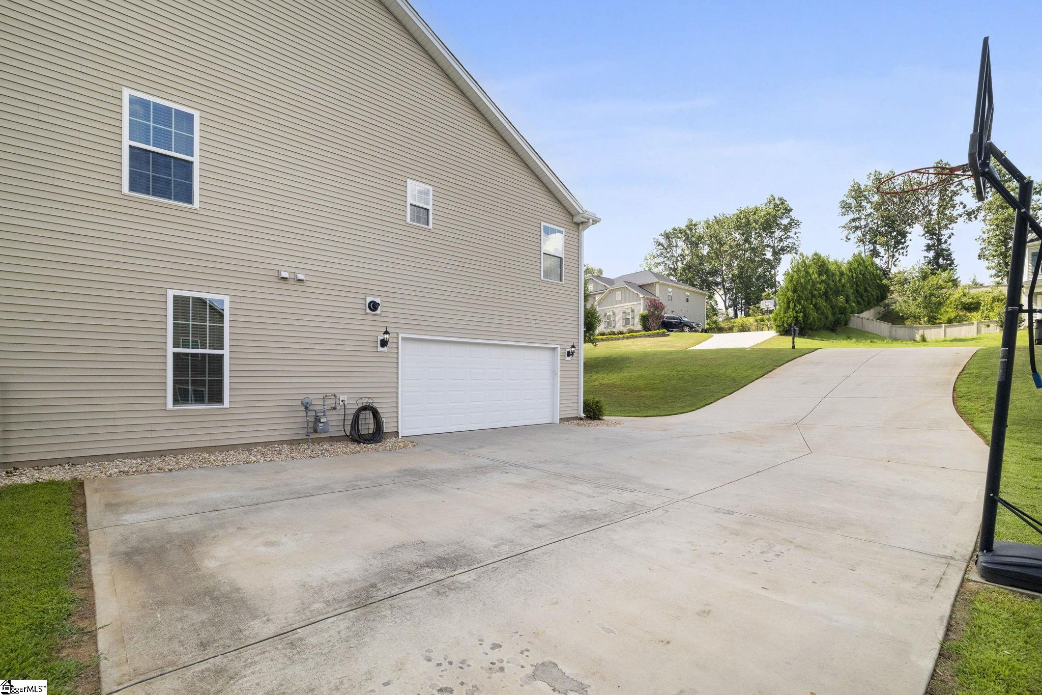 326 Avendell Drive, Easley, SC, 29642