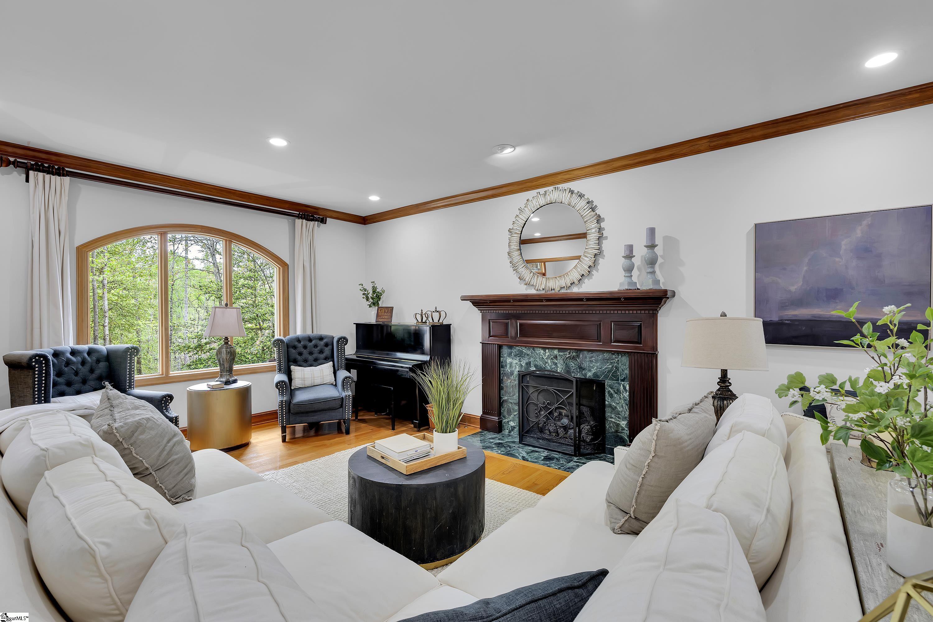 116 Sleepy Hollow Lane Spartanburg, SC 29306
