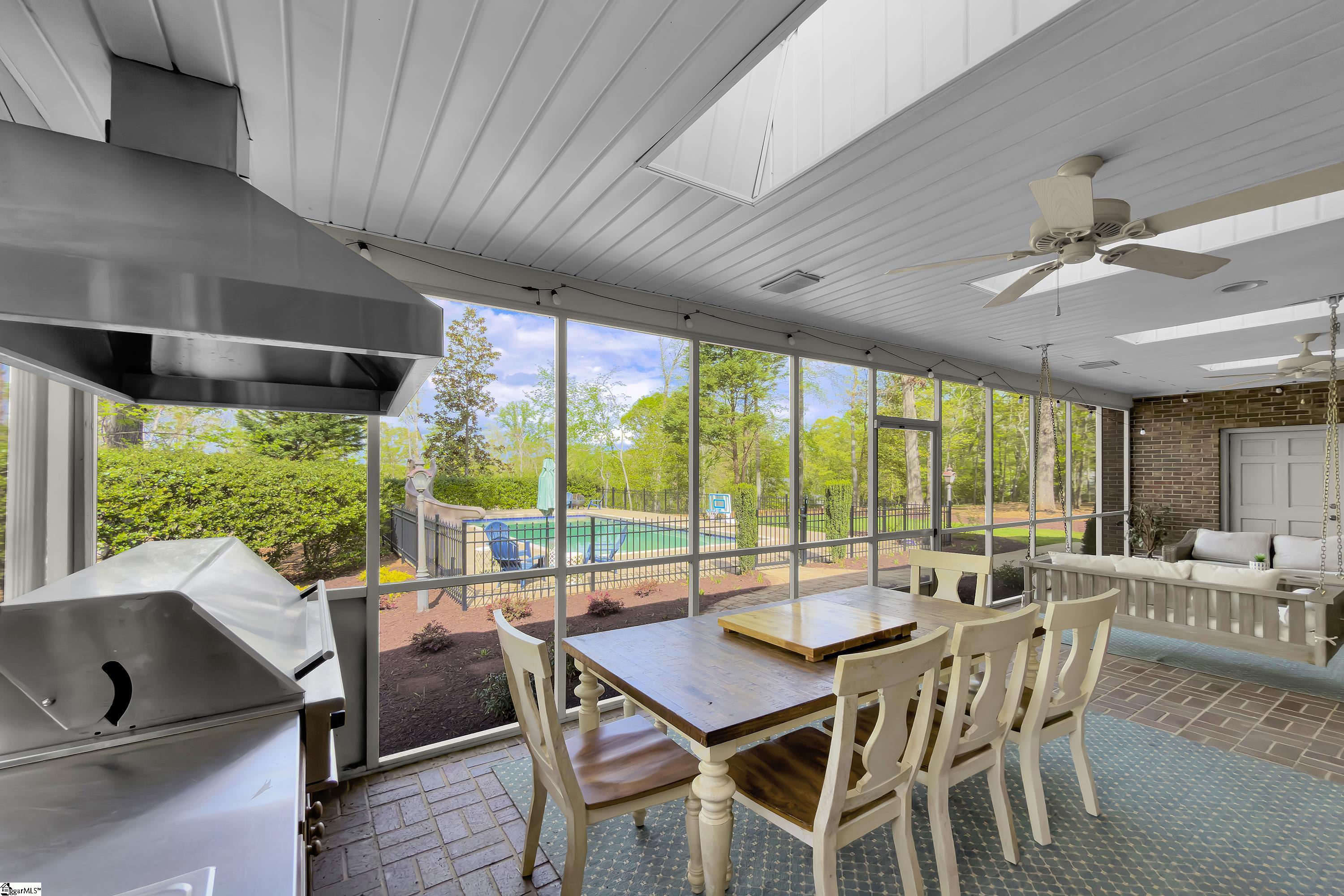 116 Sleepy Hollow Lane Spartanburg, SC 29306