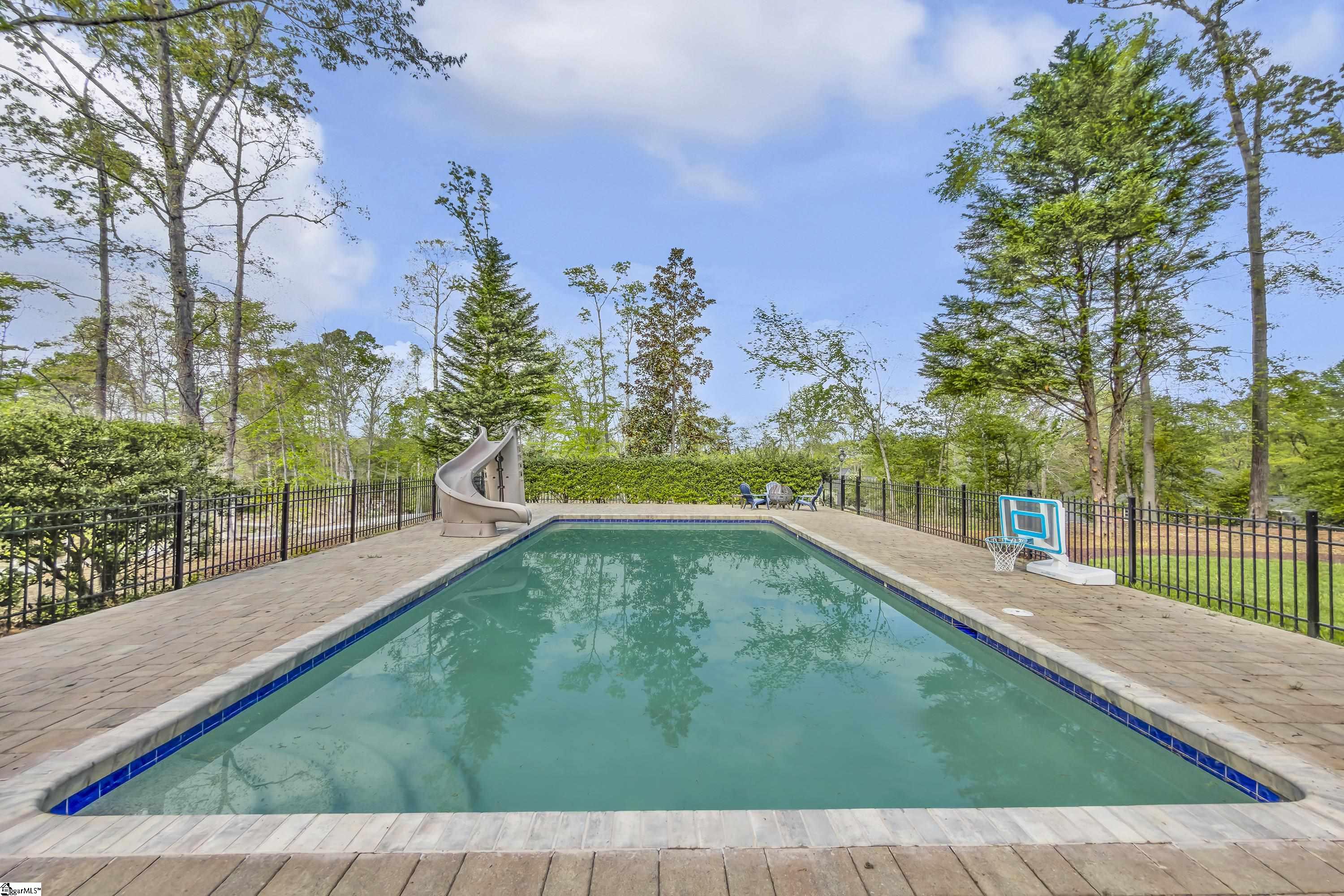 116 Sleepy Hollow Lane Spartanburg, SC 29306