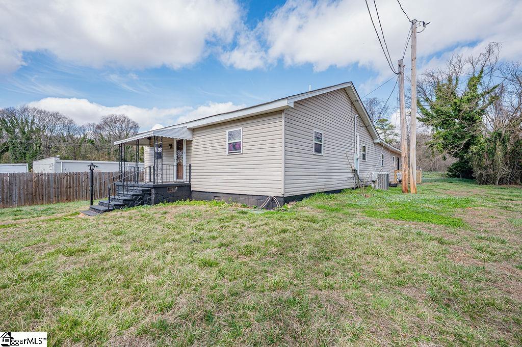 1660 Wofford Street Spartanburg, SC 29301