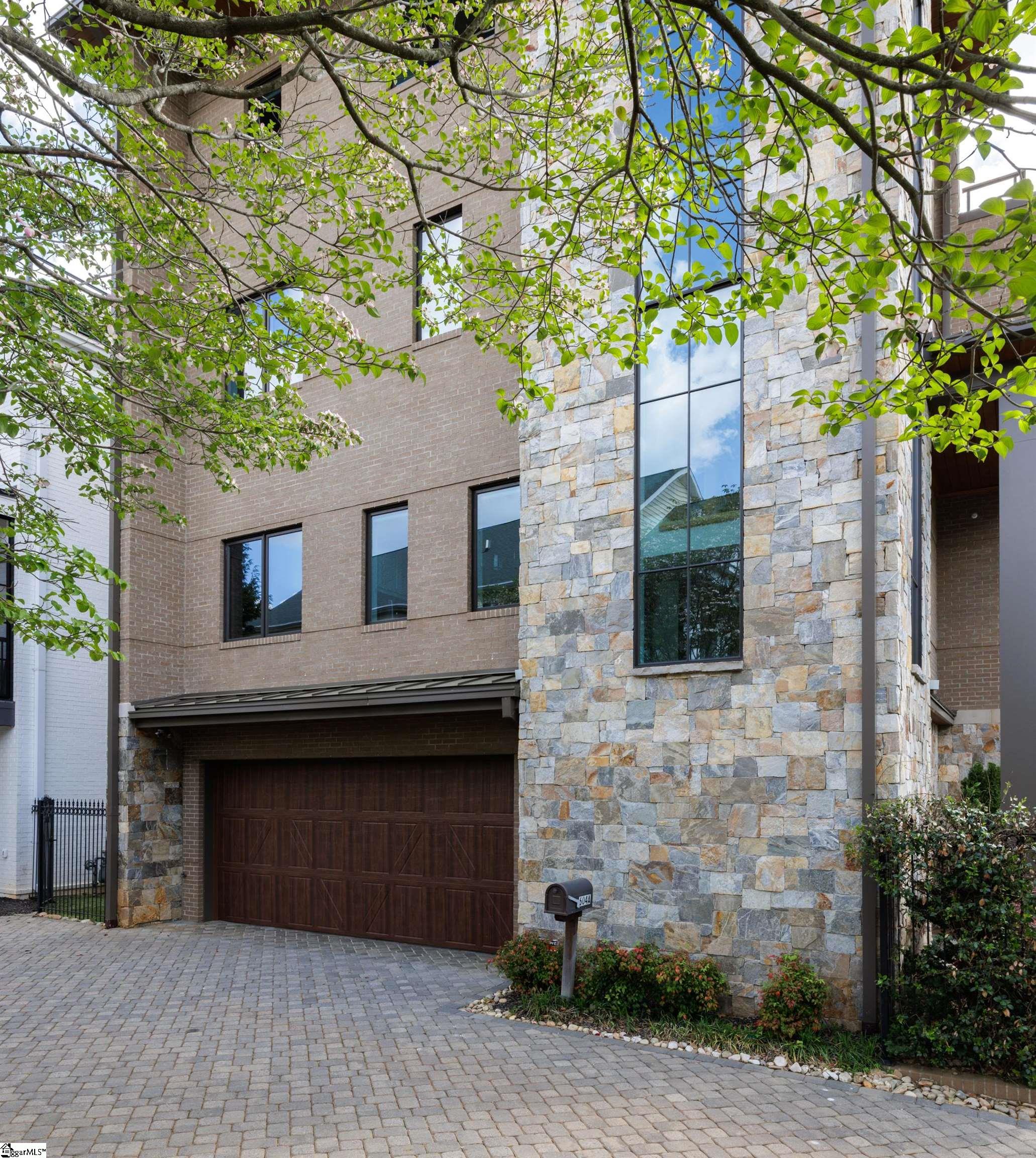 604 N Main Street, Greenville, SC, 29601