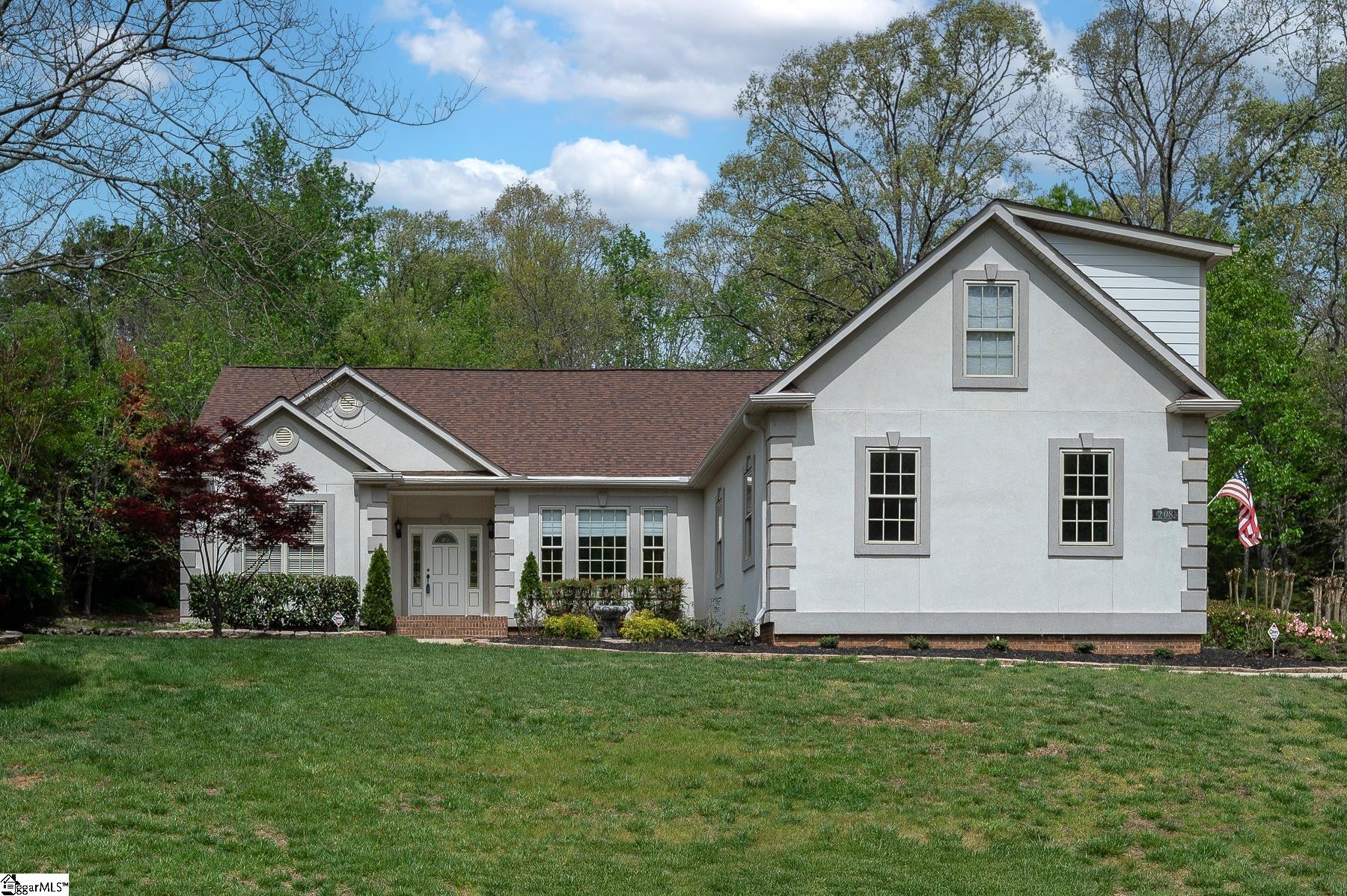 208 Glen Meadows Drive Simpsonville, SC 29680