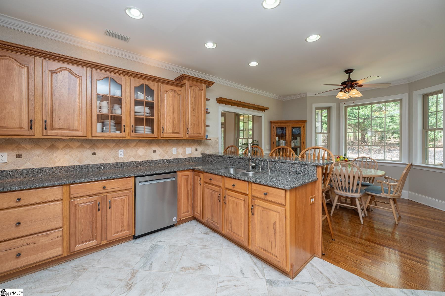 208 Glen Meadows Drive Simpsonville, SC 29680