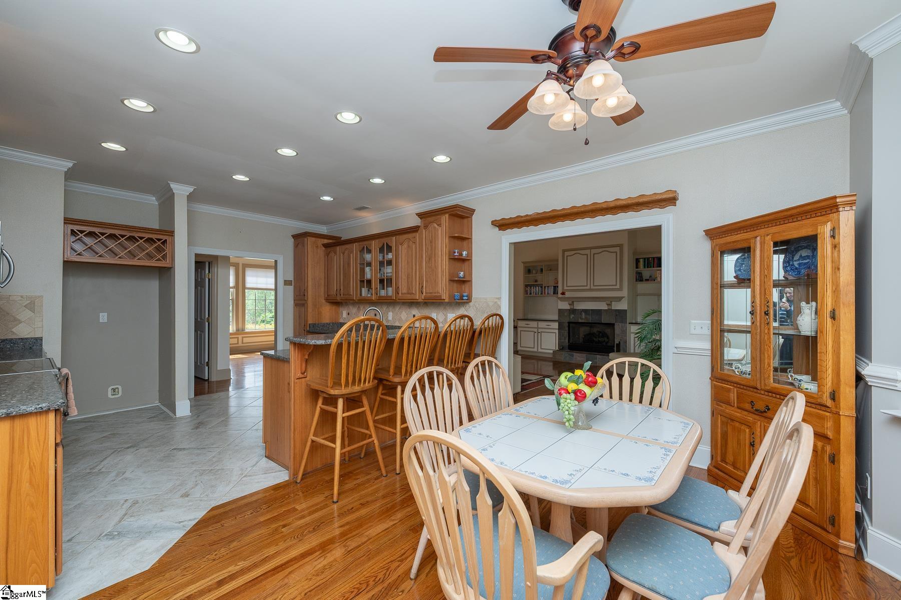208 Glen Meadows Drive Simpsonville, SC 29680