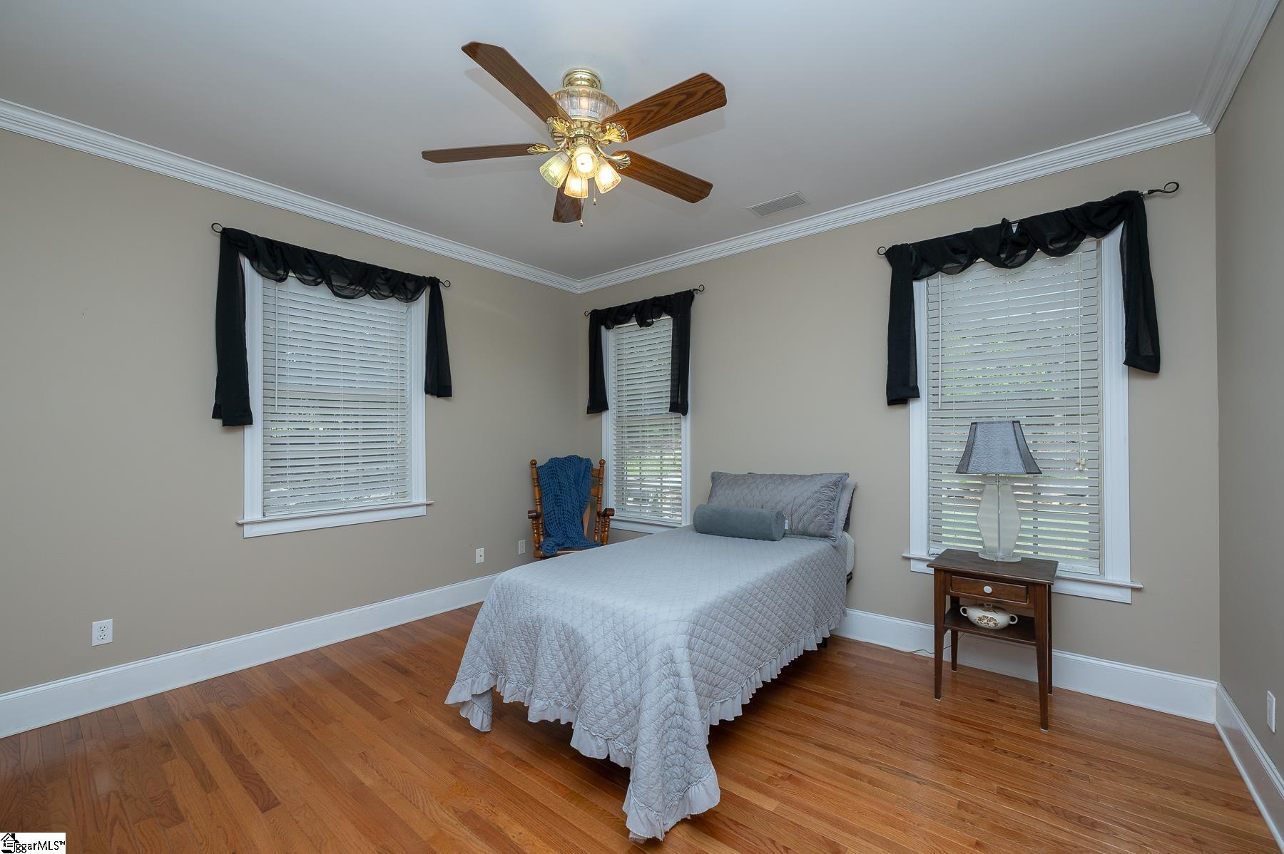 208 Glen Meadows Drive Simpsonville, SC 29680