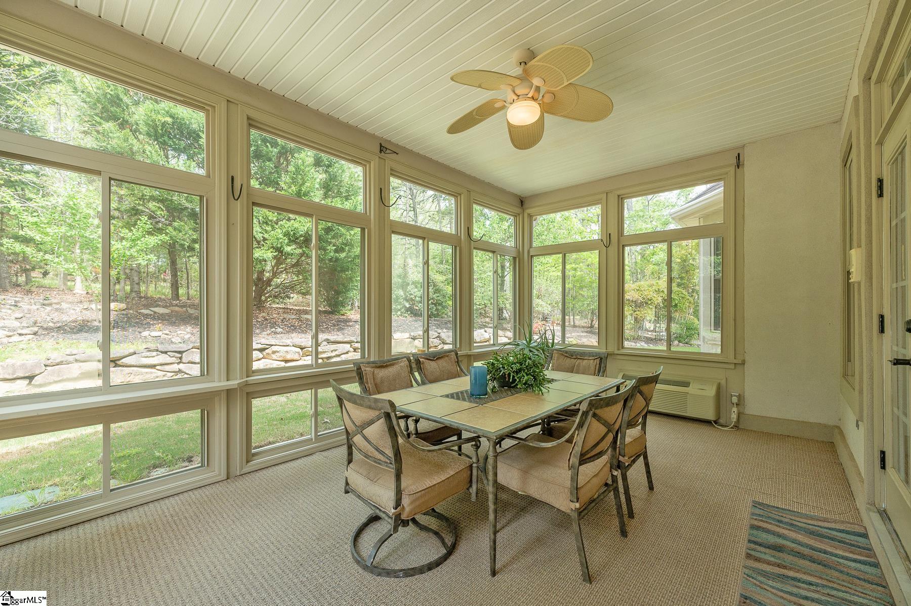 208 Glen Meadows Drive Simpsonville, SC 29680