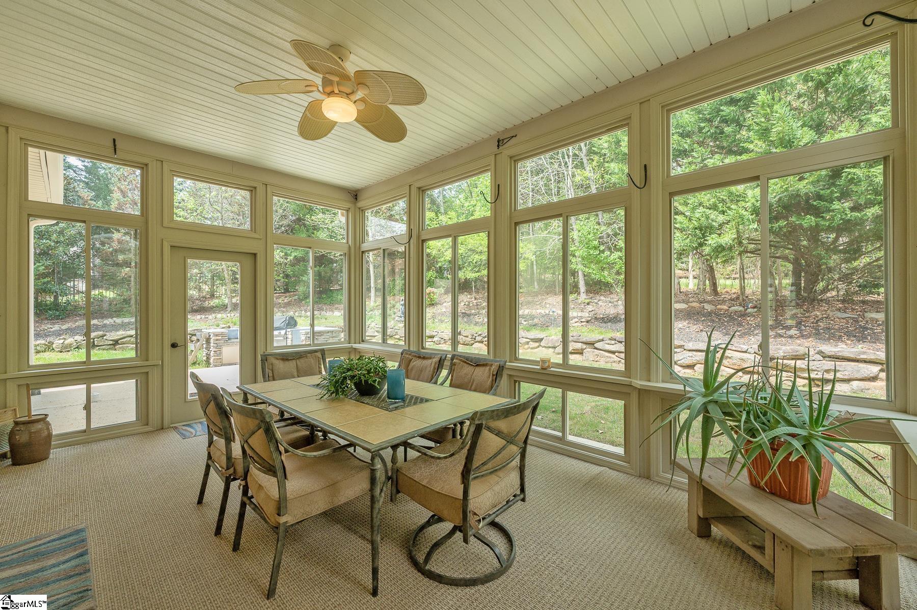 208 Glen Meadows Drive Simpsonville, SC 29680