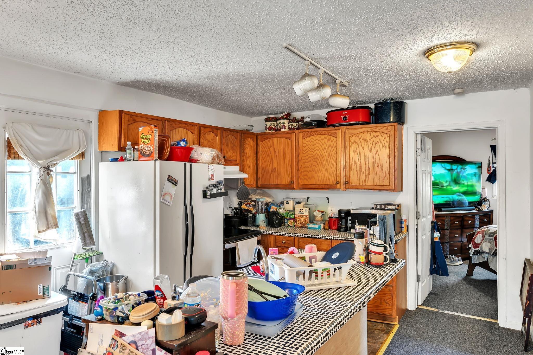 1001 W Bramlett Road Greenville, SC 29611