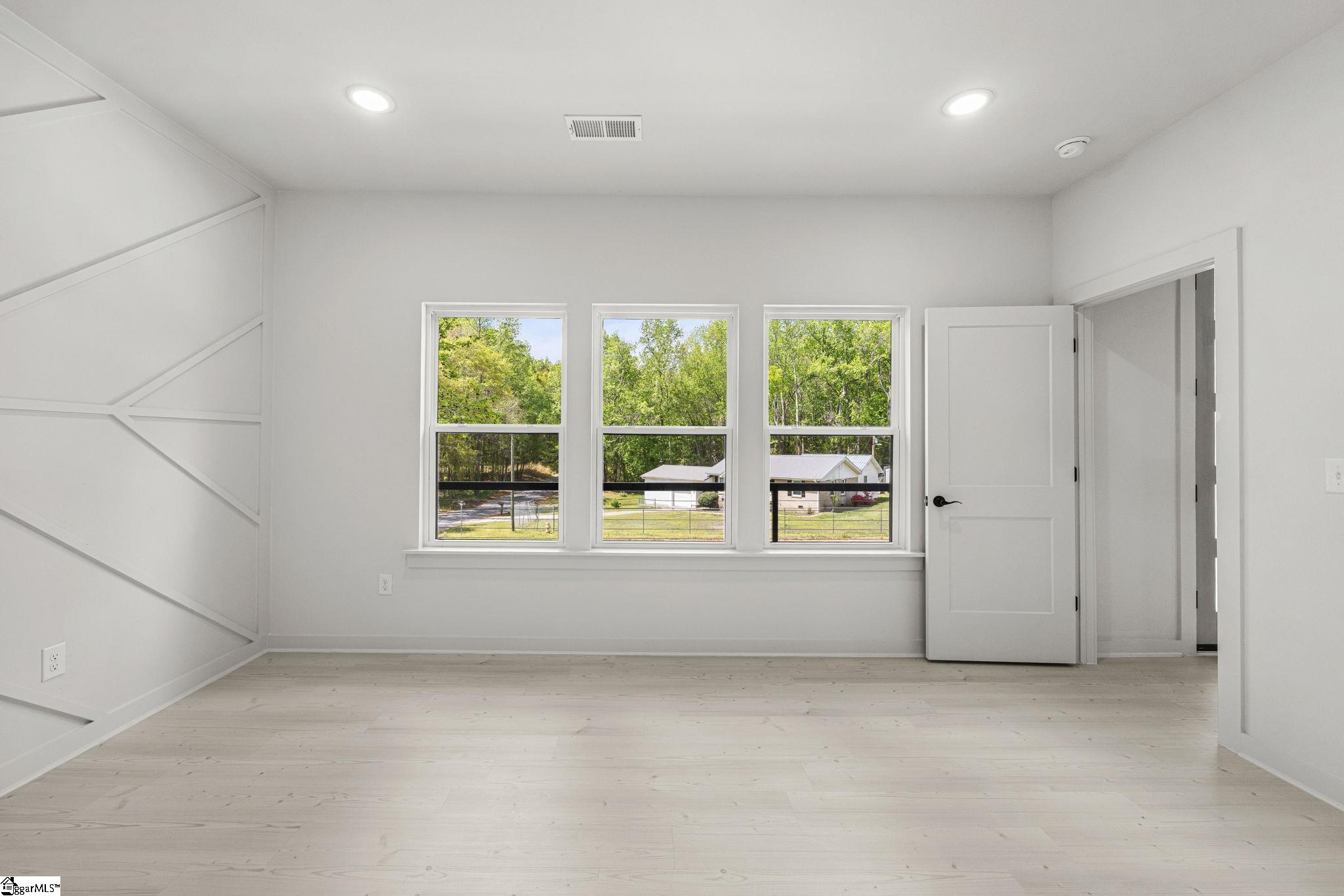 209 Redmond Drive Fountain Inn, SC 29644