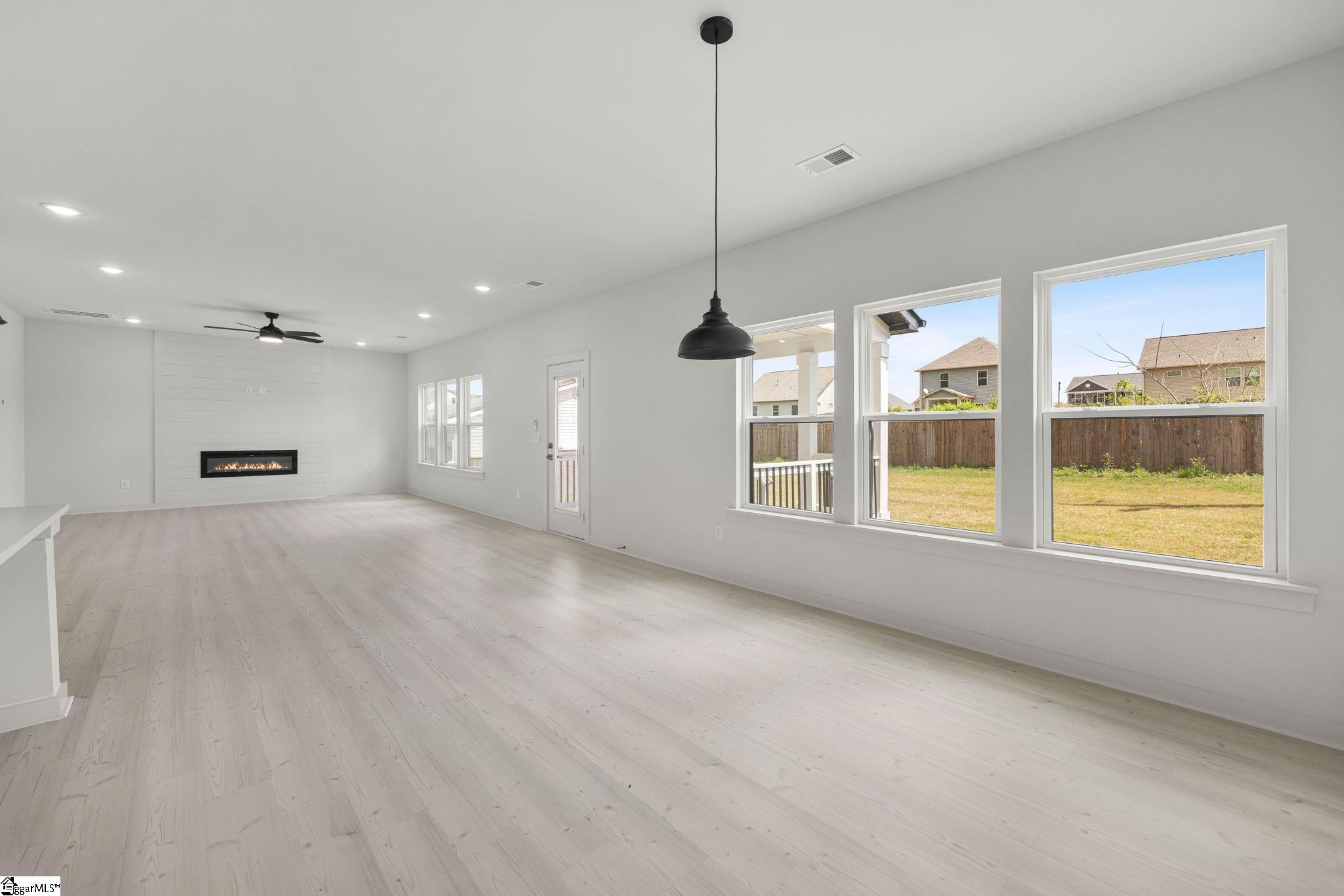 209 Redmond Drive Fountain Inn, SC 29644