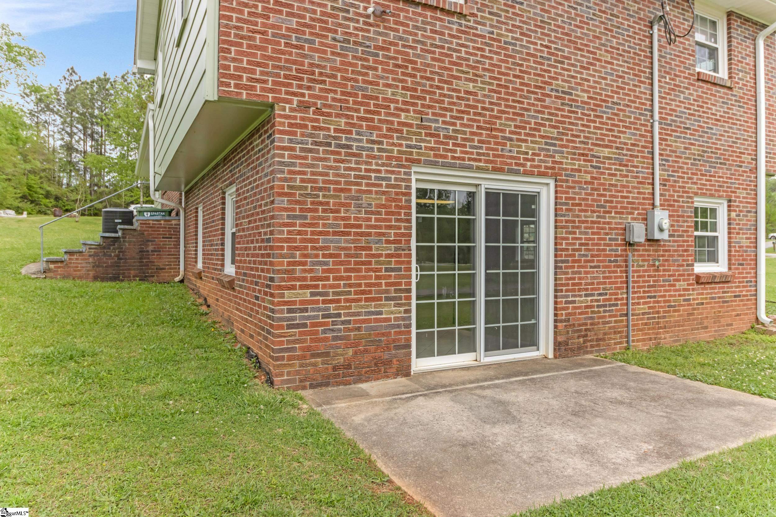 GGAR Image 36 - bk41587375