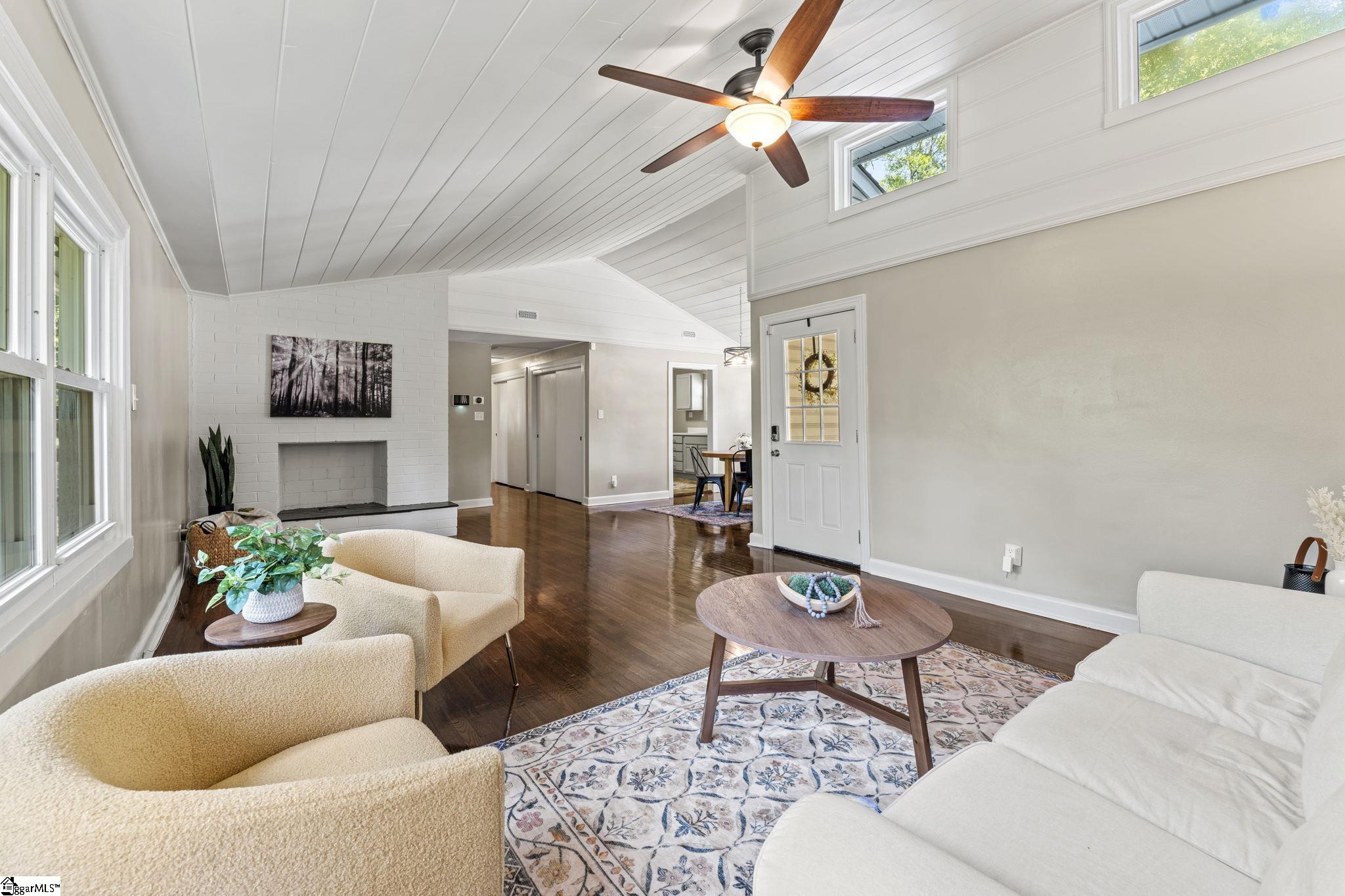 119 W Victoria Road Spartanburg, SC 29301
