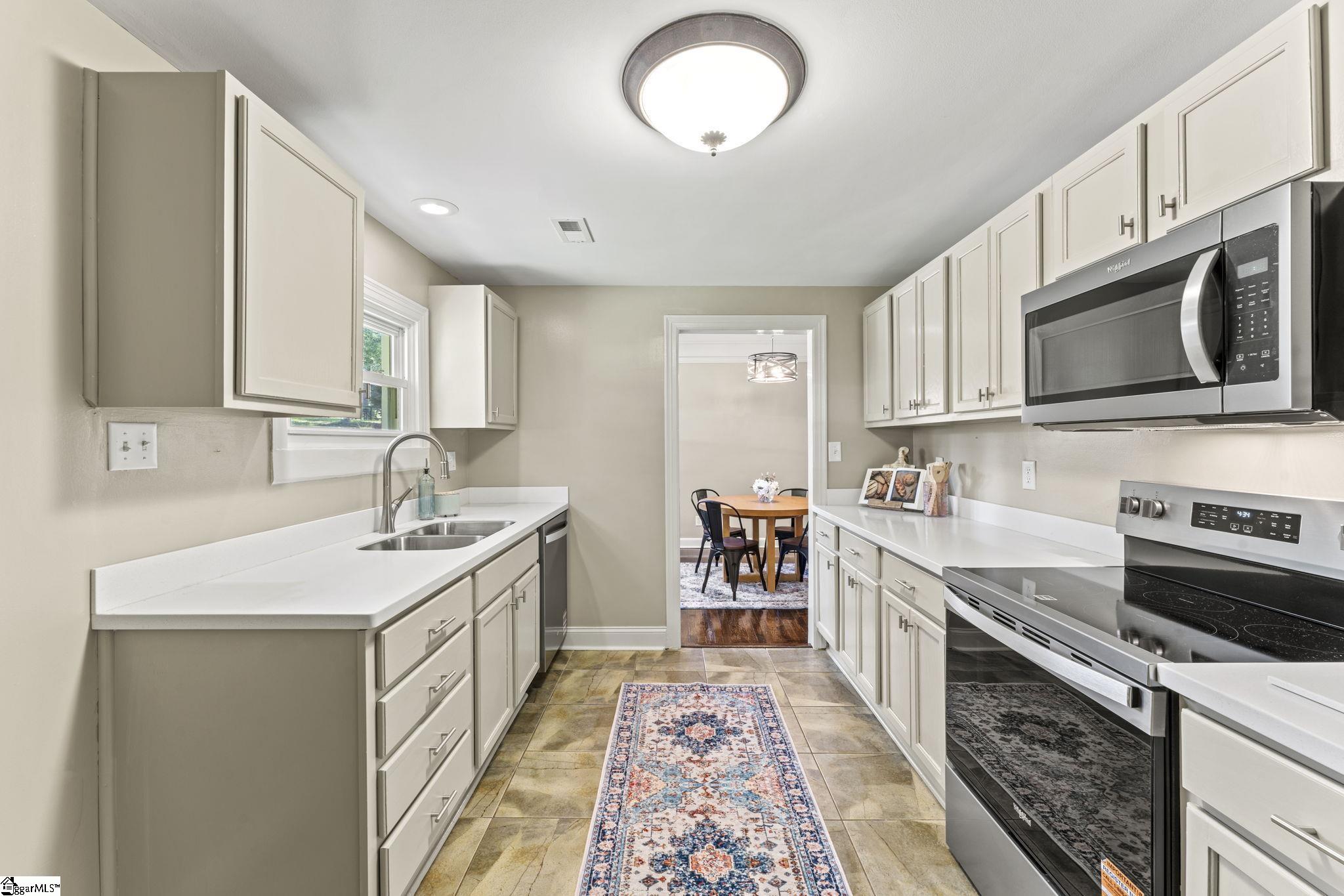 119 W Victoria Road Spartanburg, SC 29301