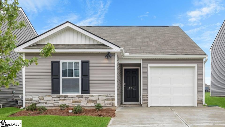 230 Deskin Lane Fountain Inn, SC 29644