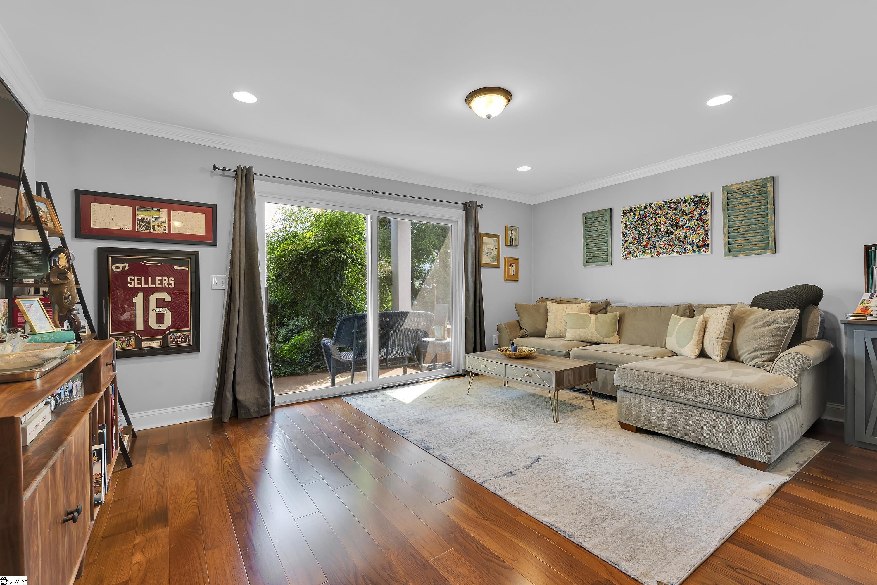 925 Cleveland Street UNIT Unit 115 Greenville, SC 29601