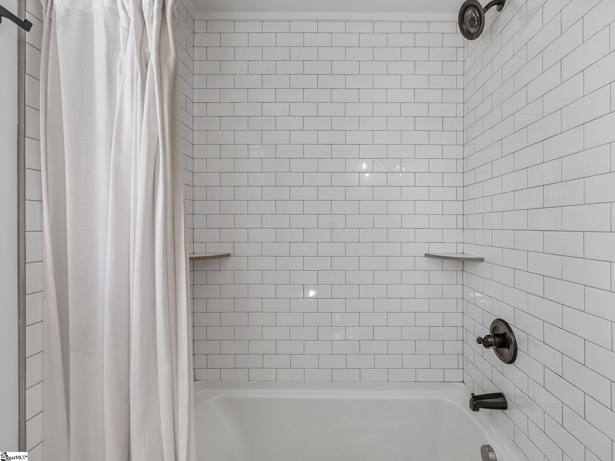 122 Hollyridge Road, Spartanburg, SC, 29301