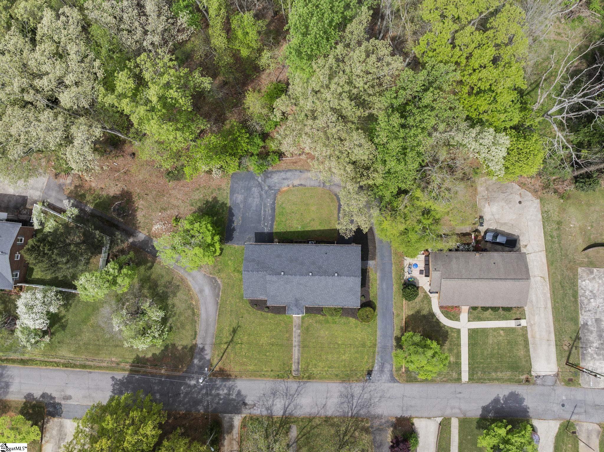 1041 E Perry Road Greenville, SC 29609