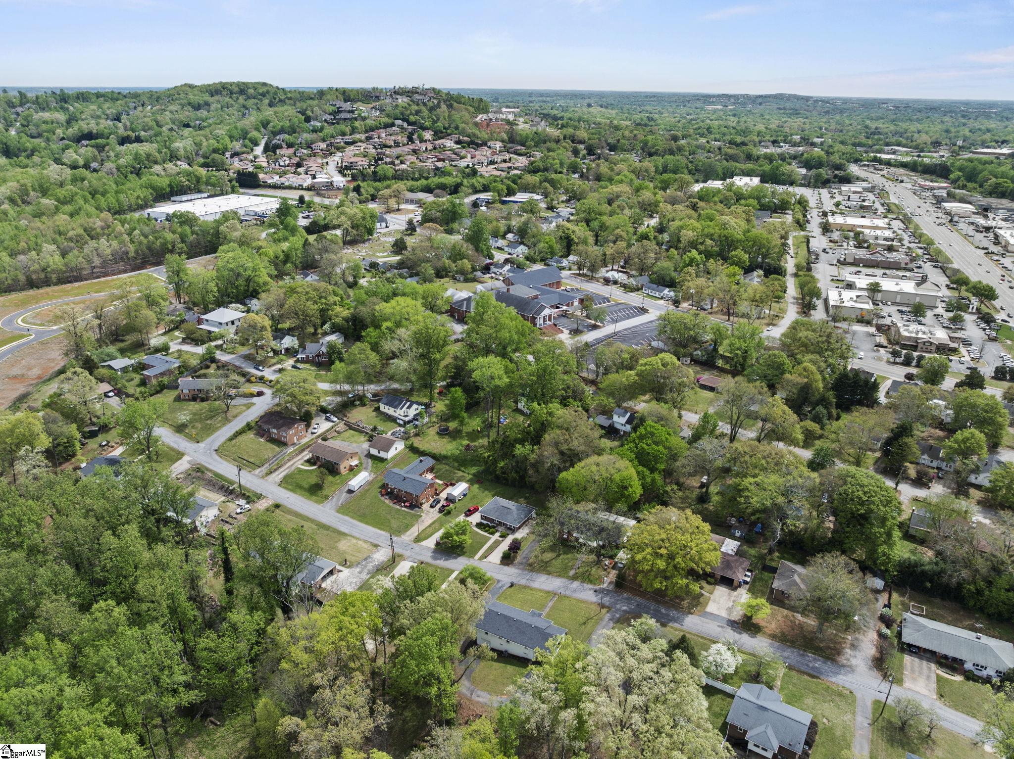 1041 E Perry Road Greenville, SC 29609