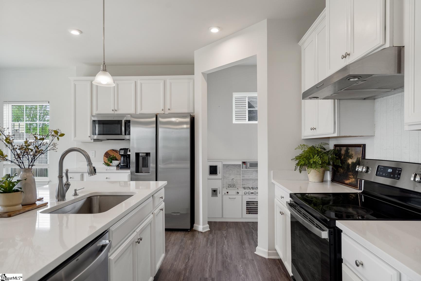8 Wiltshire Circle Easley, SC 29642