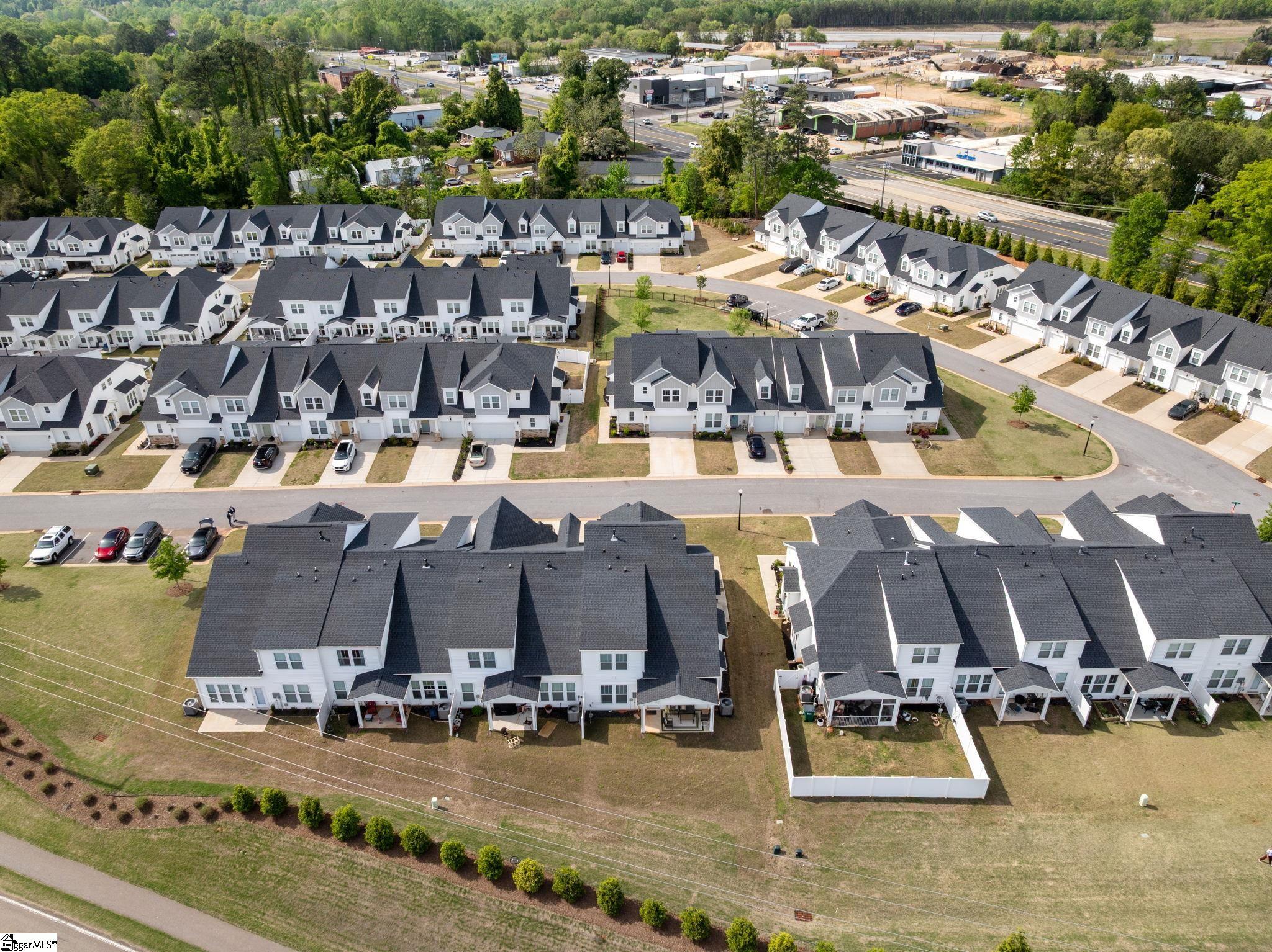1615 Chelmsford Court Spartanburg, SC 29301