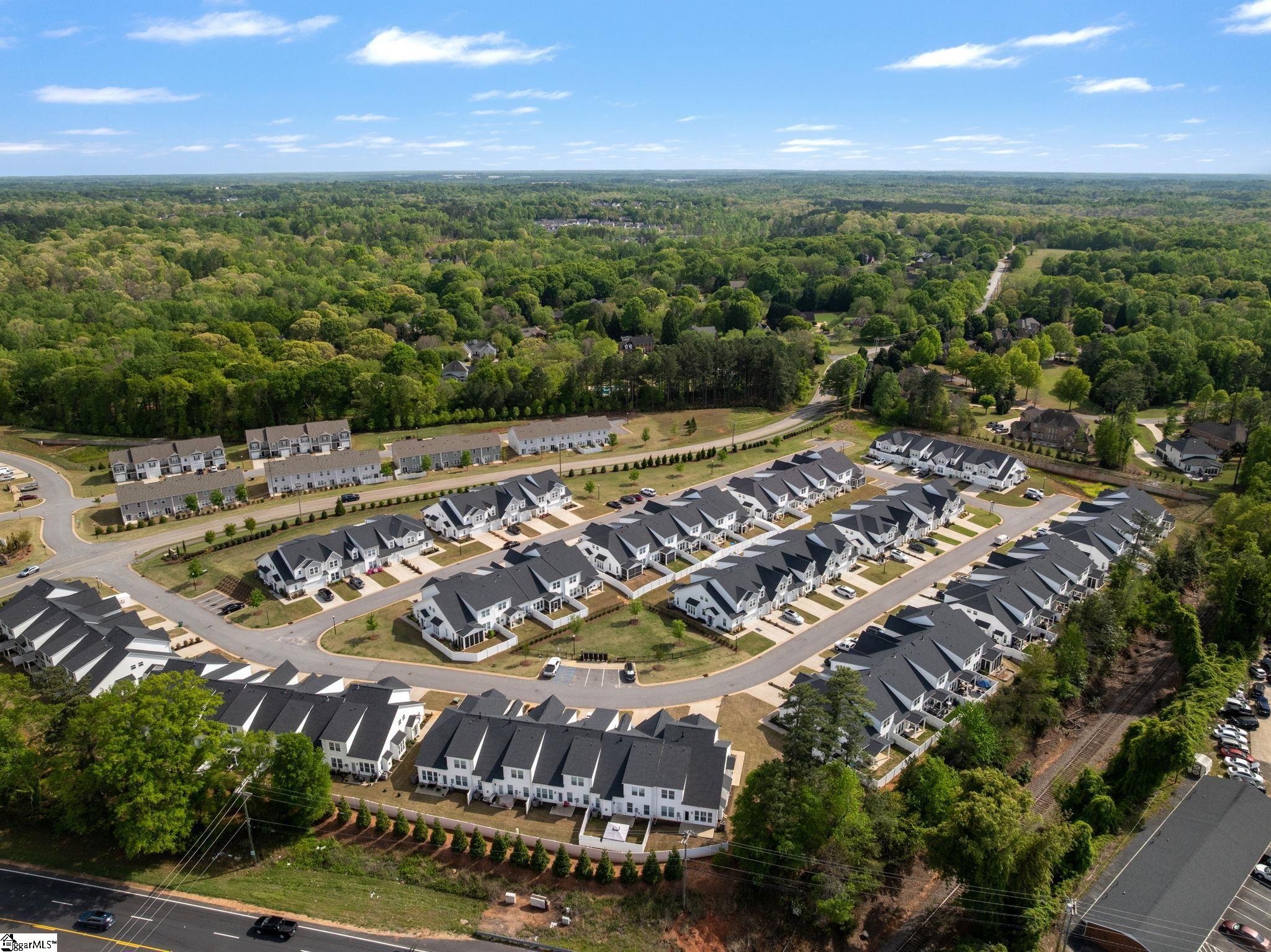 1615 Chelmsford Court Spartanburg, SC 29301