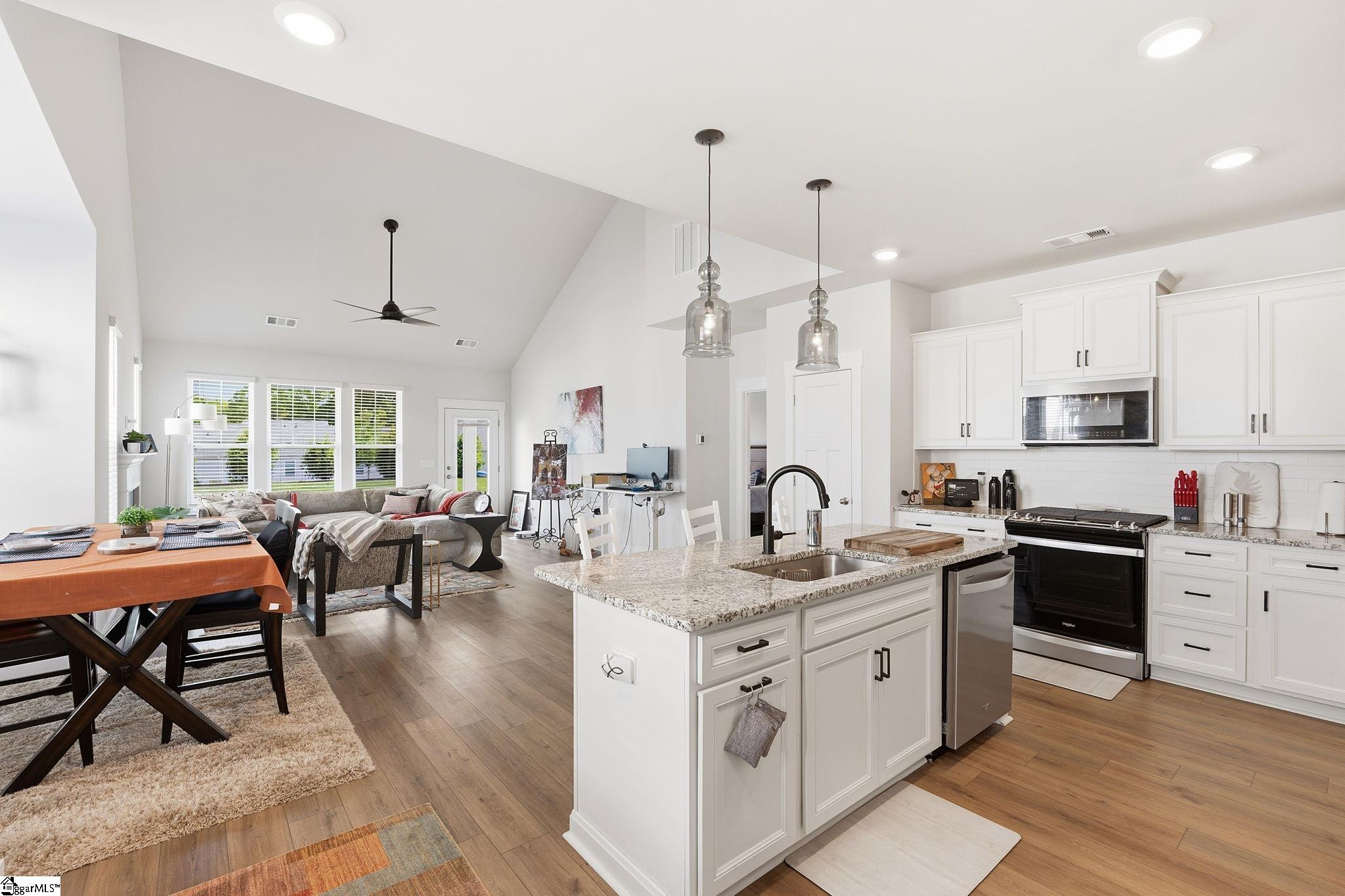 1615 Chelmsford Court Spartanburg, SC 29301