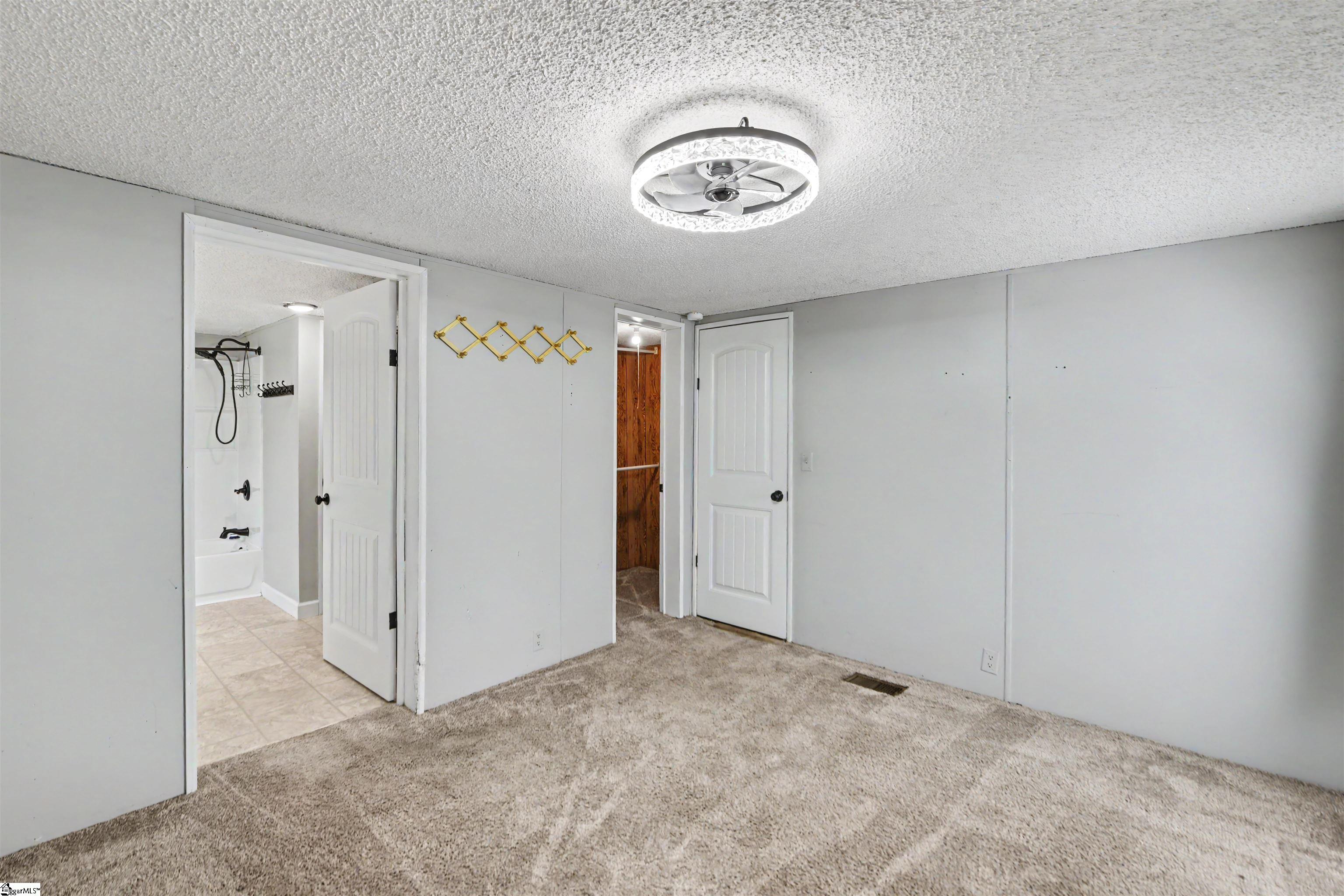 412 Bushy Creek Road Woodruff, SC 29388