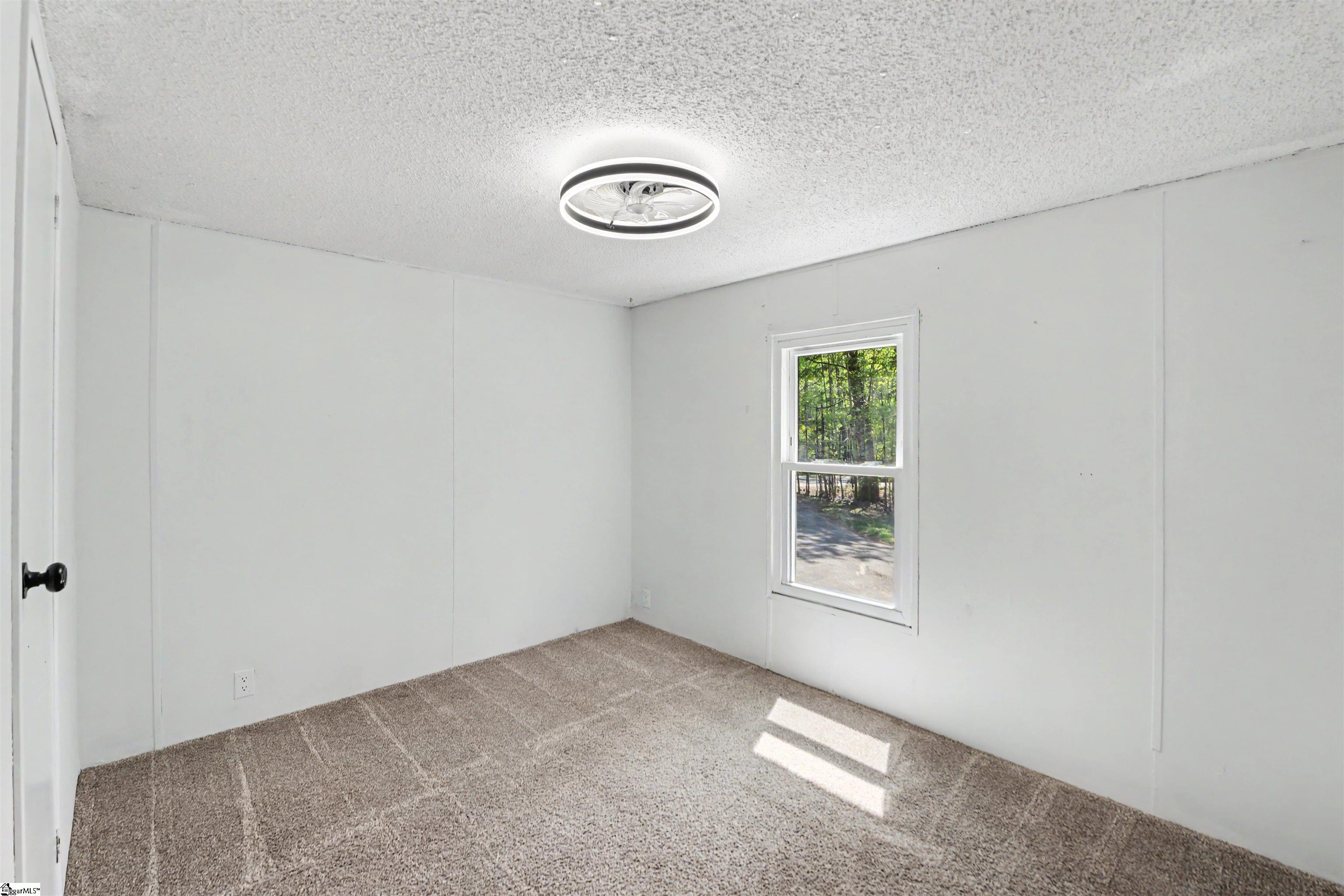 412 Bushy Creek Road Woodruff, SC 29388