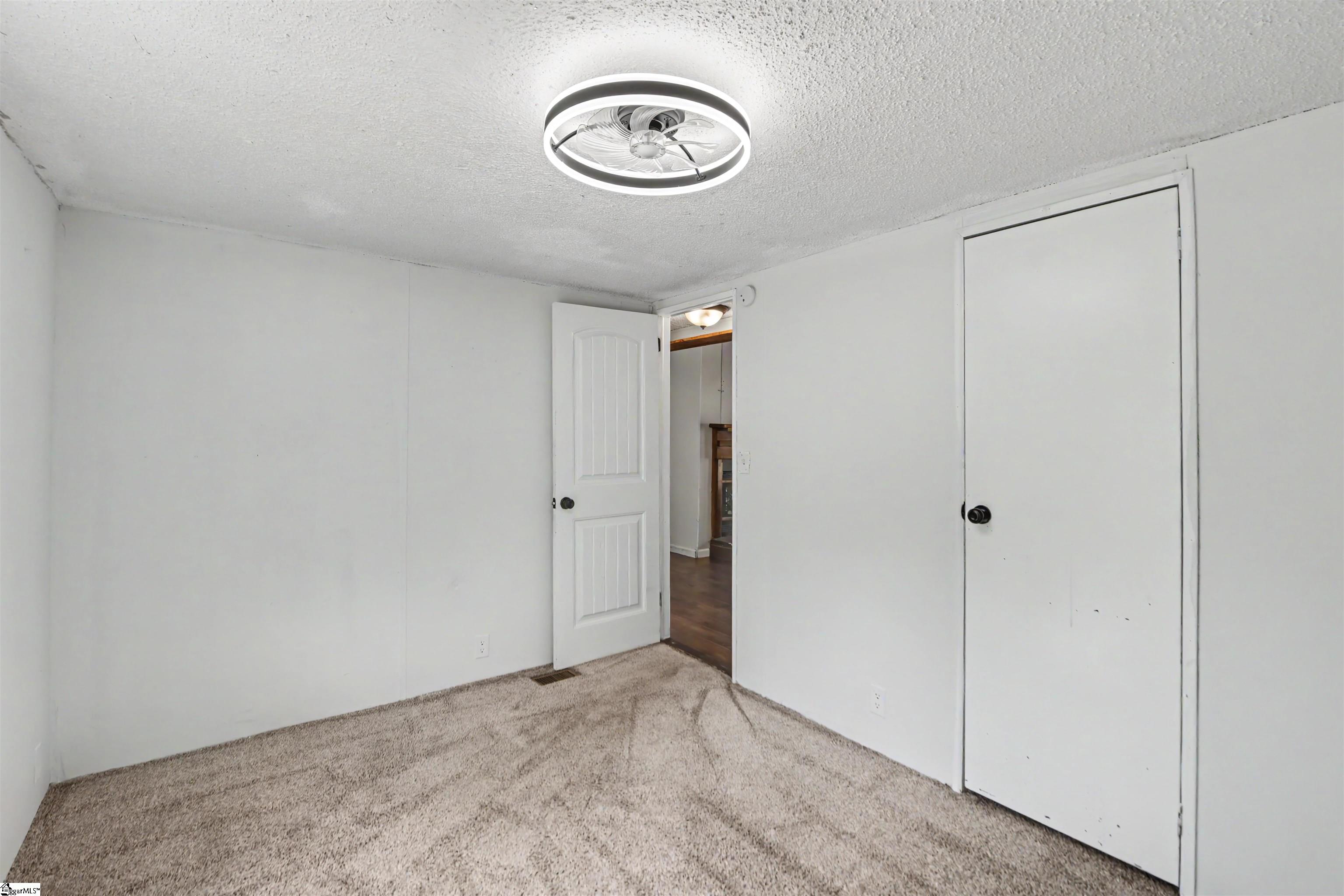 412 Bushy Creek Road Woodruff, SC 29388