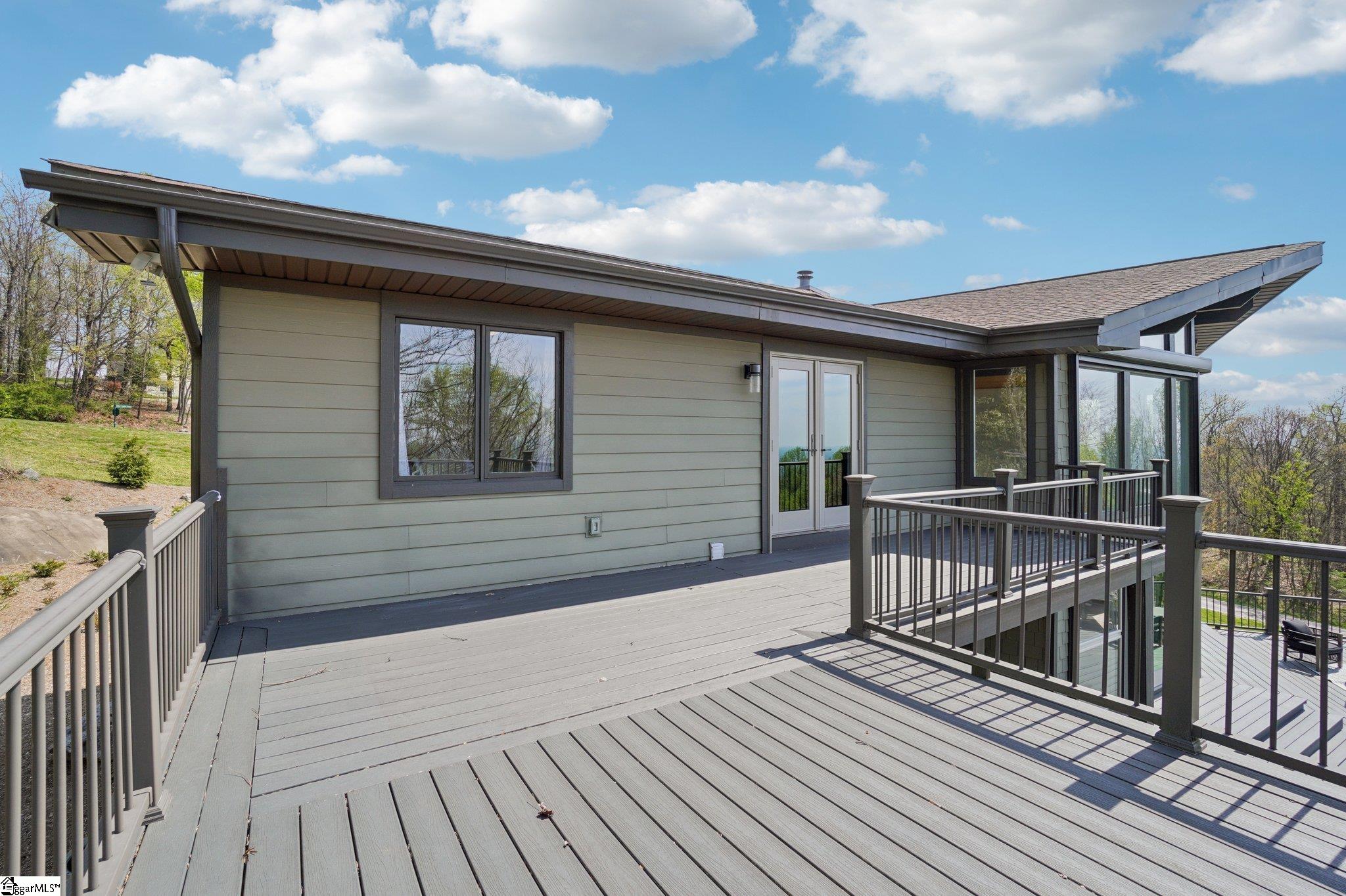 68 Raven Road Landrum, SC 29356