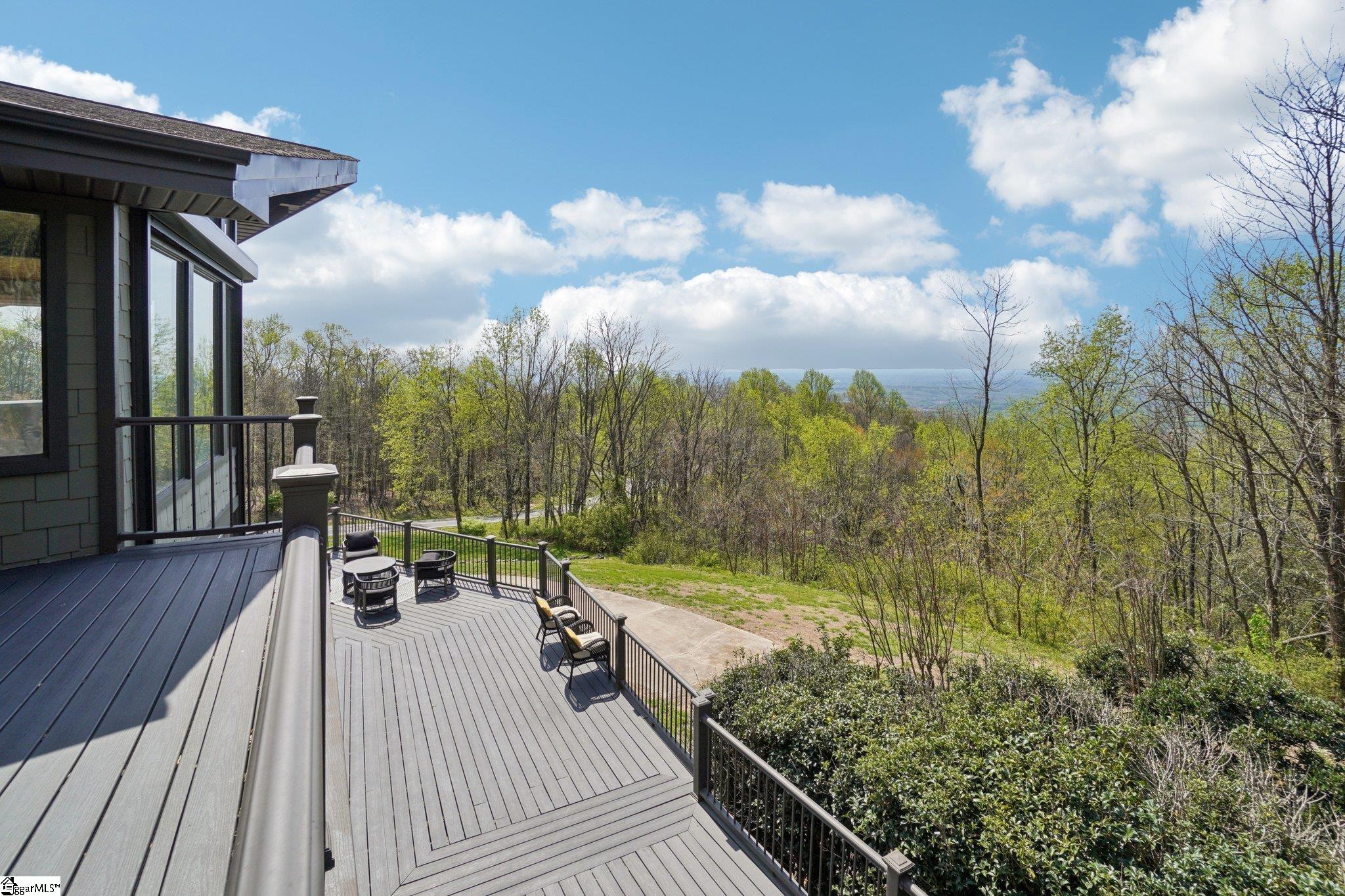 68 Raven Road Landrum, SC 29356