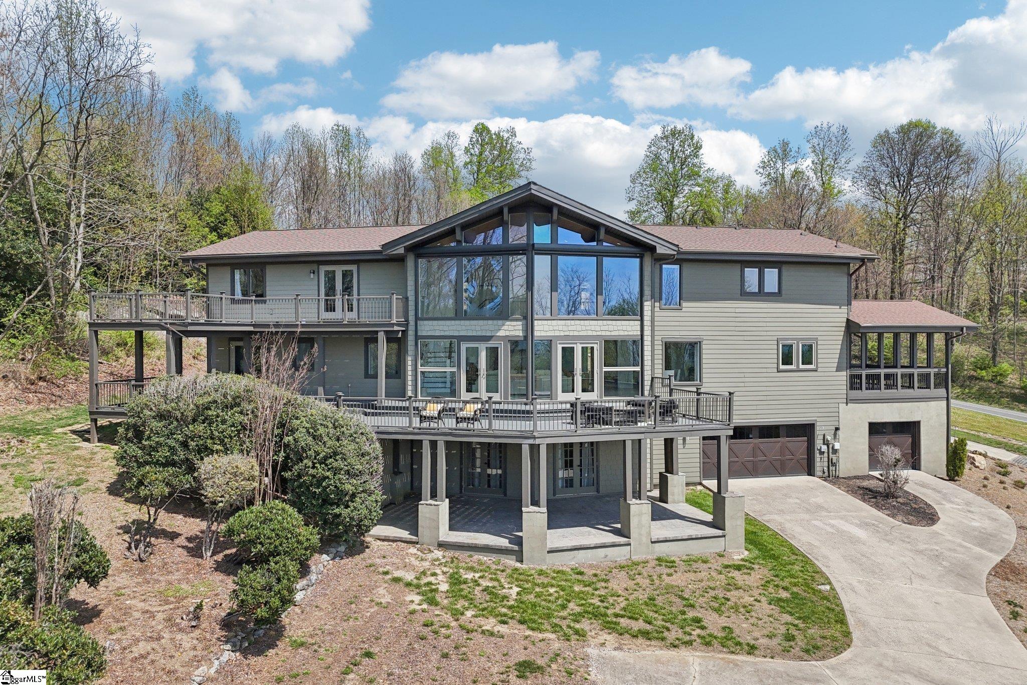68 Raven Road Landrum, SC 29356