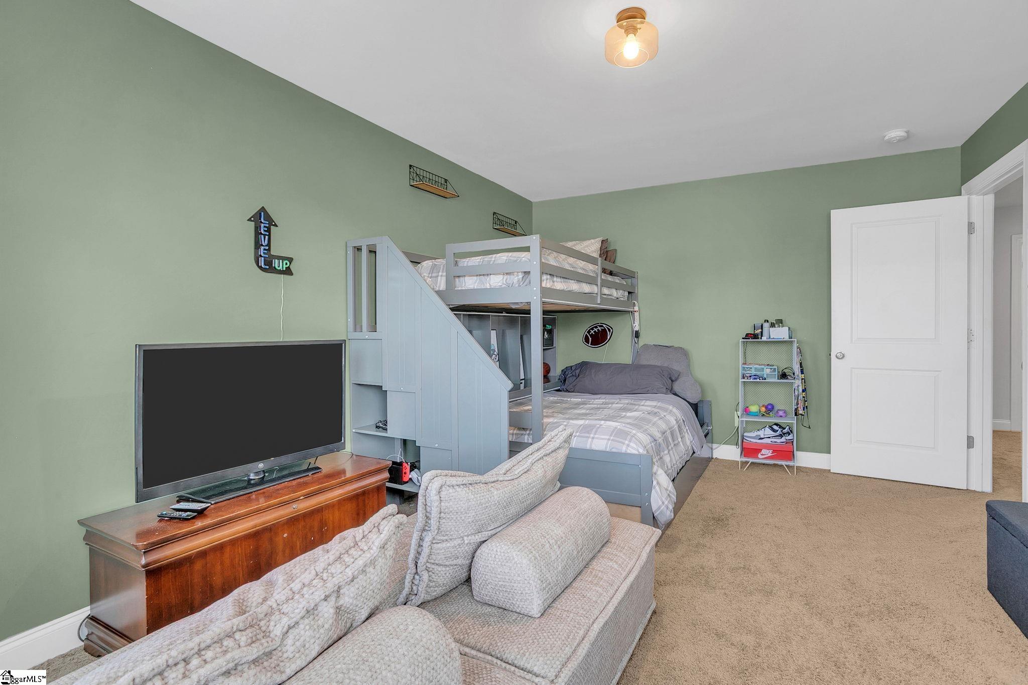 28 Fowler Oaks Lane Simpsonville, SC 29681