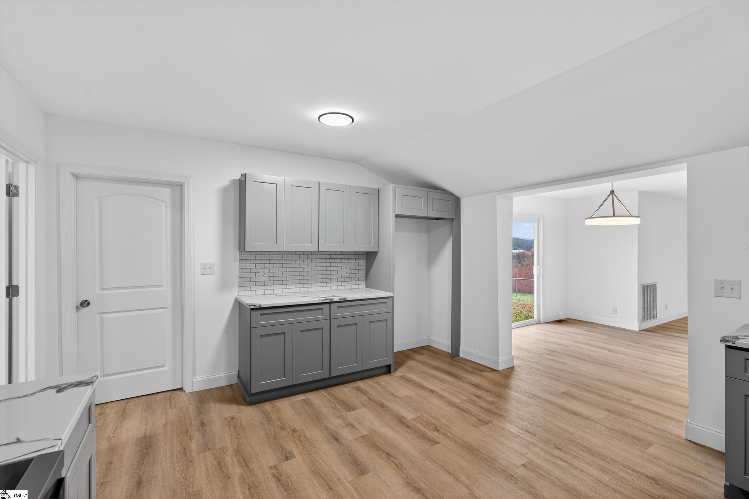 583 Berry Road Boiling Springs, SC 29316