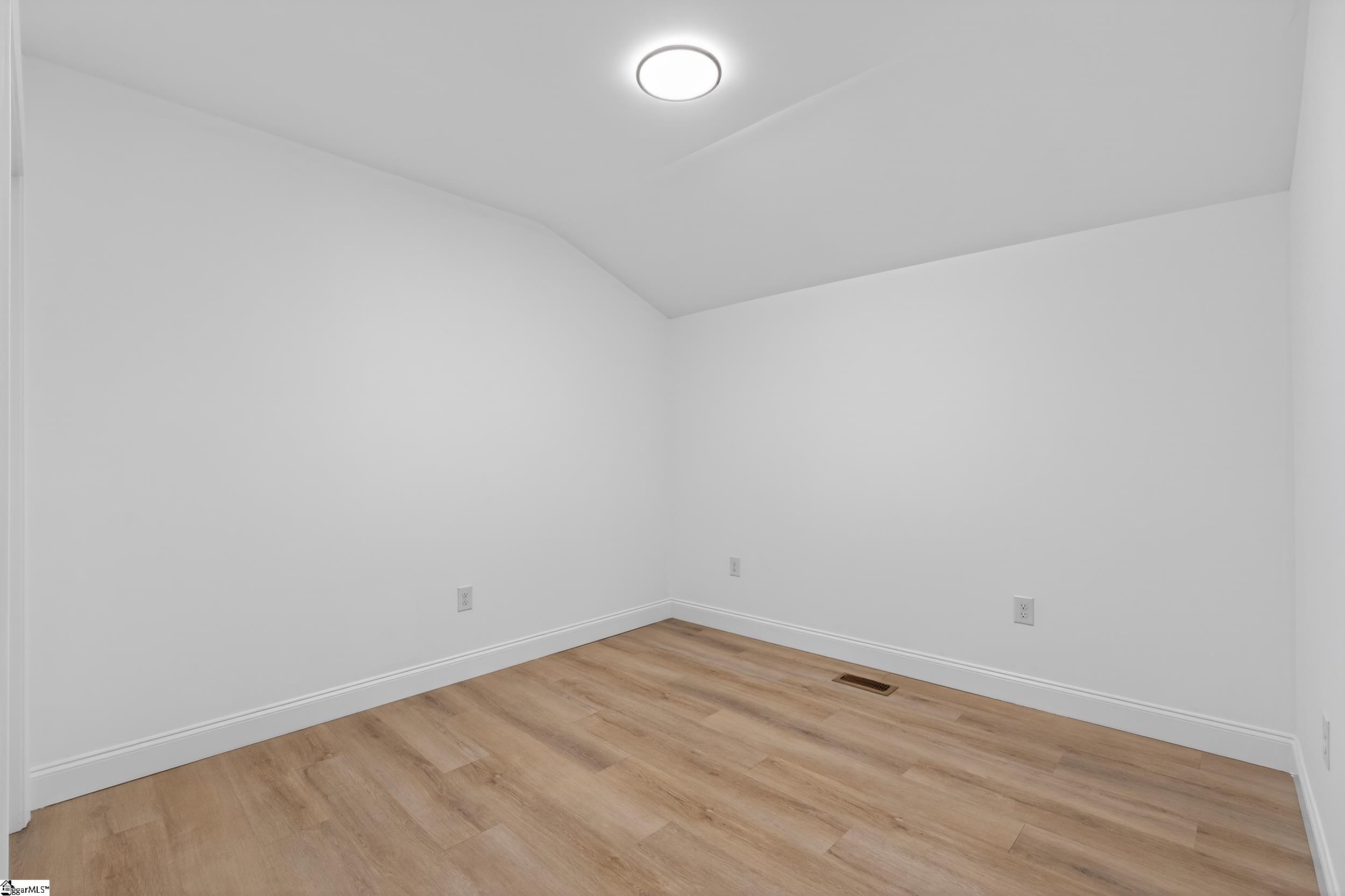 583 Berry Road Boiling Springs, SC 29316