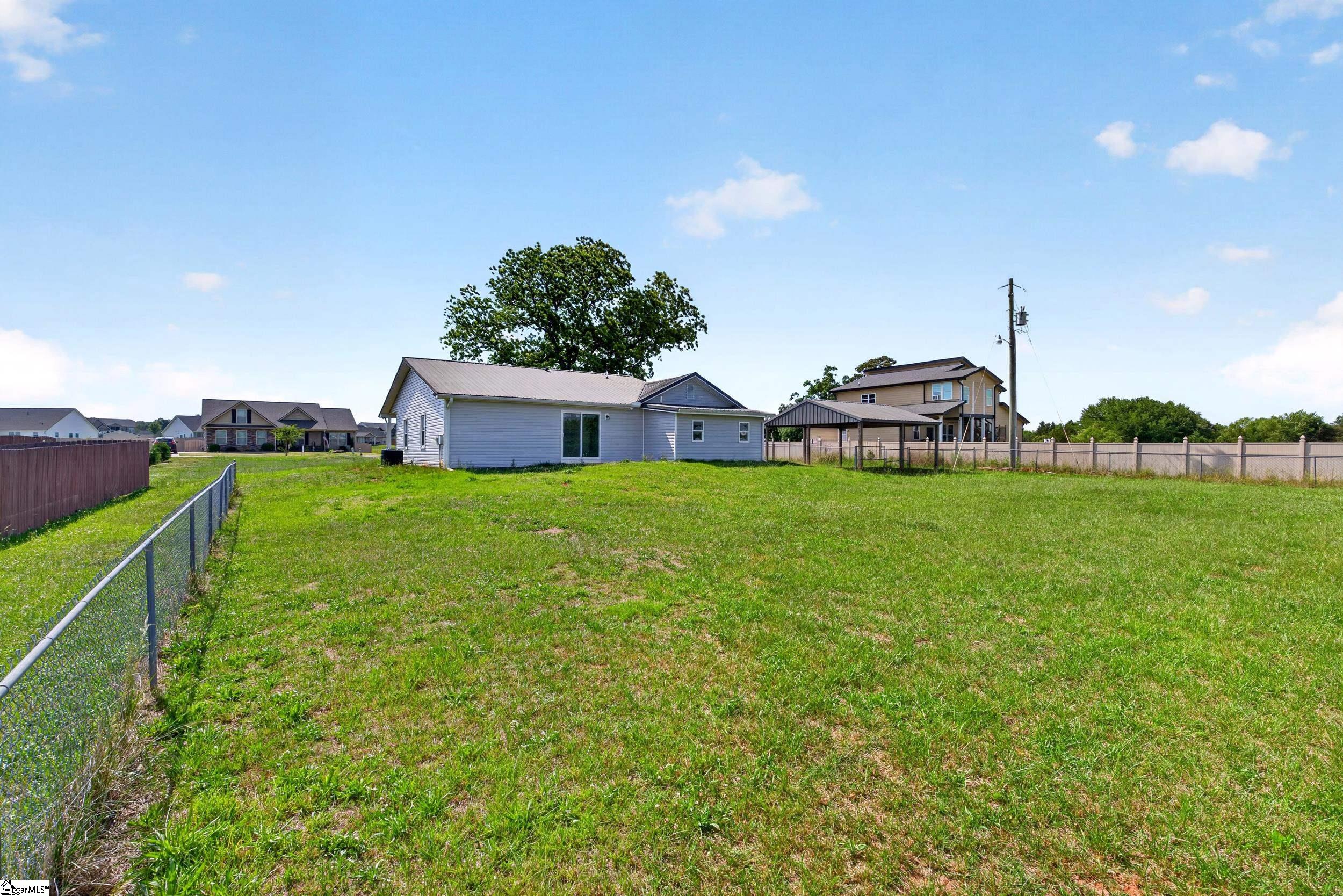583 Berry Road Boiling Springs, SC 29316