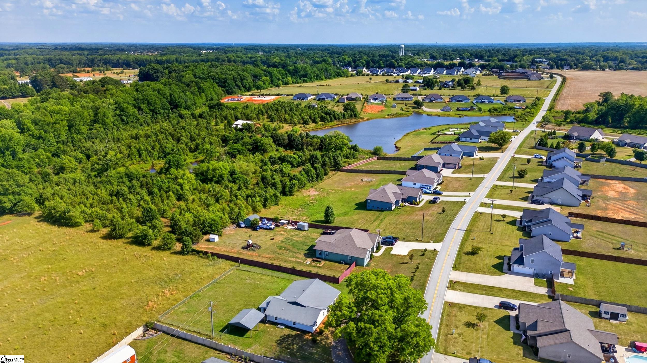 583 Berry Road Boiling Springs, SC 29316